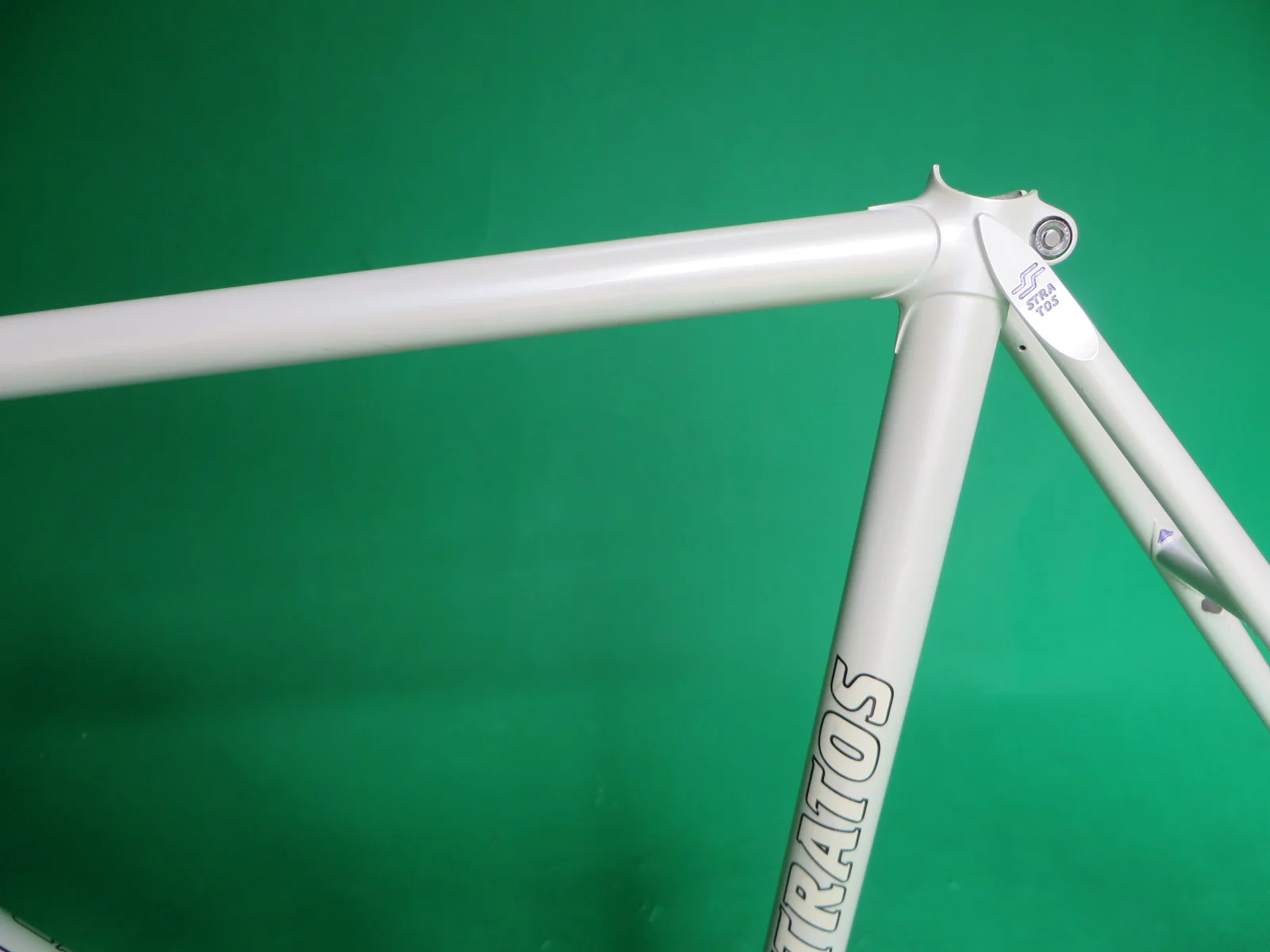 Stratos // White // 50.5cm - Image 5