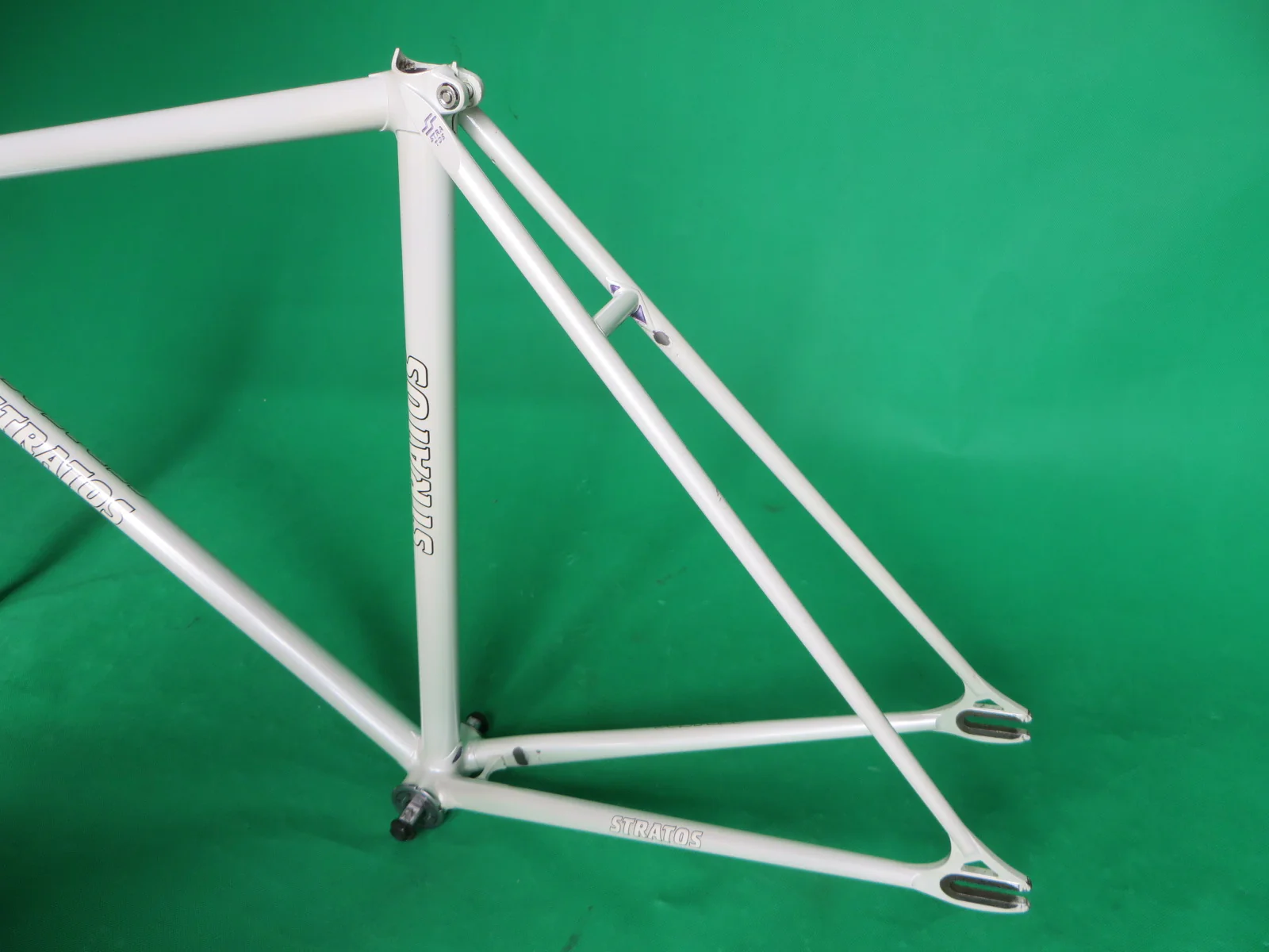 Stratos // White // 50.5cm - Image 8