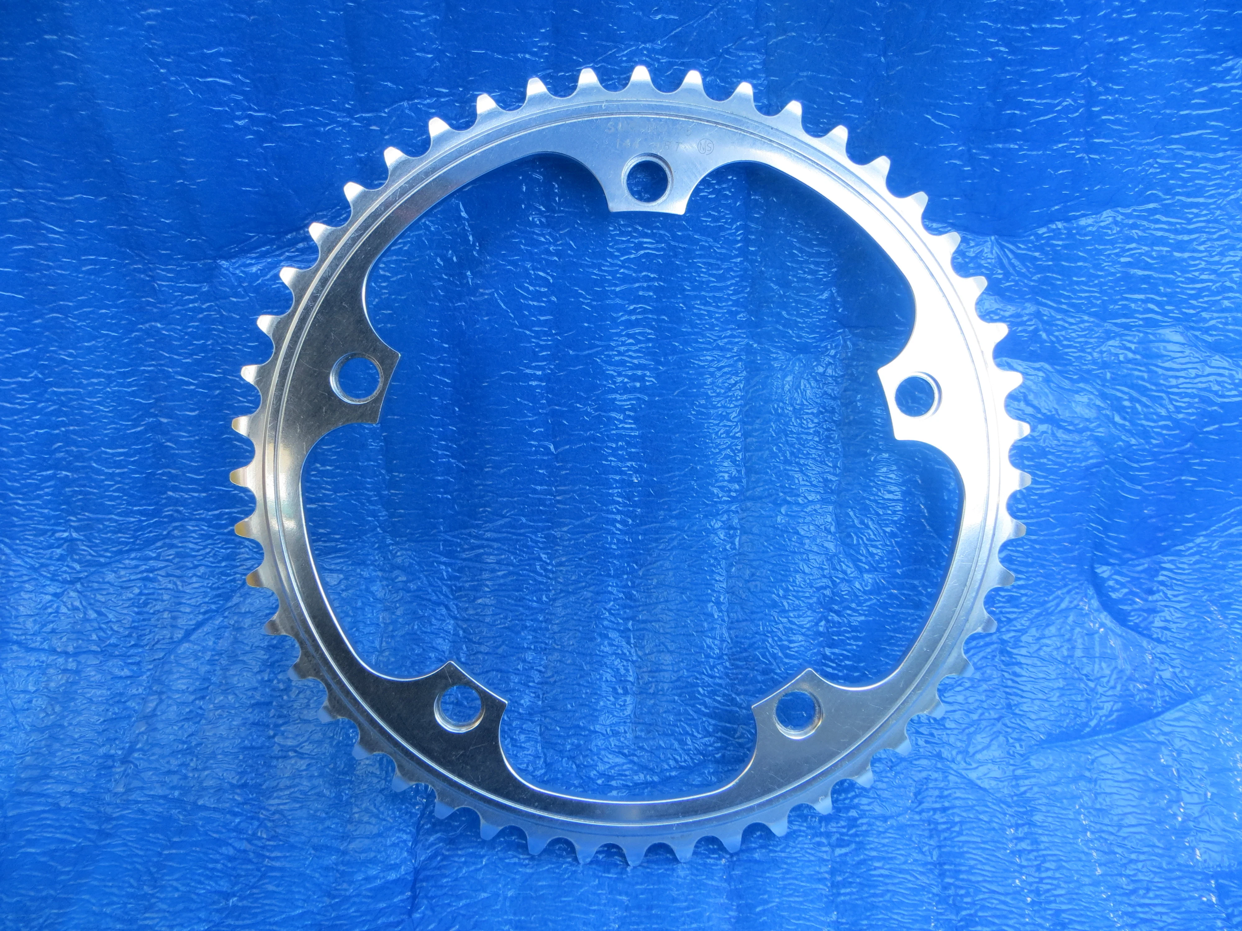 Sugino 75 1/8" 144BCD NJS Chainring 48T (26013104)