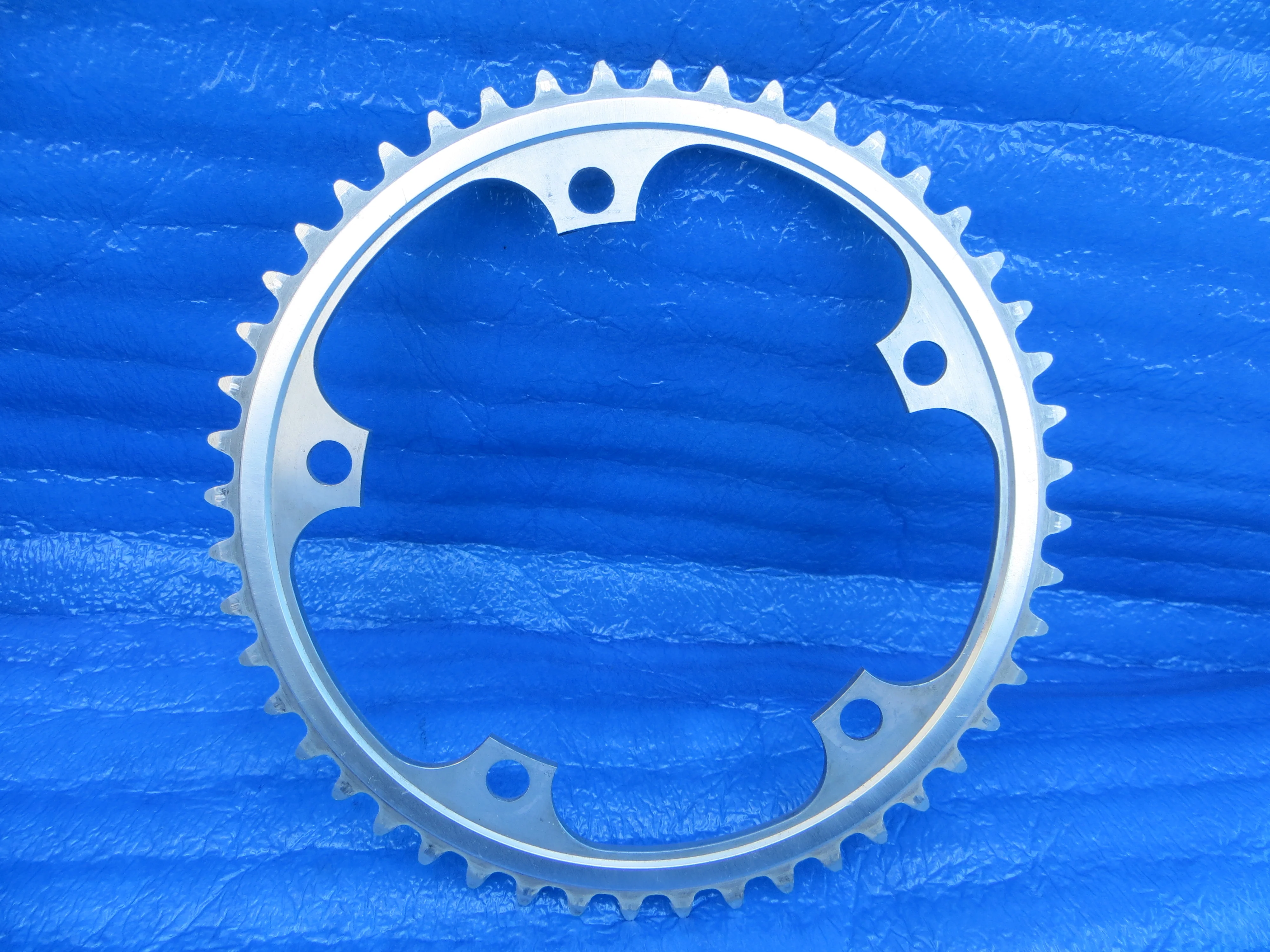 Sugino 75 1/8" 144BCD NJS Chainring 48T (26020917) - Image 2