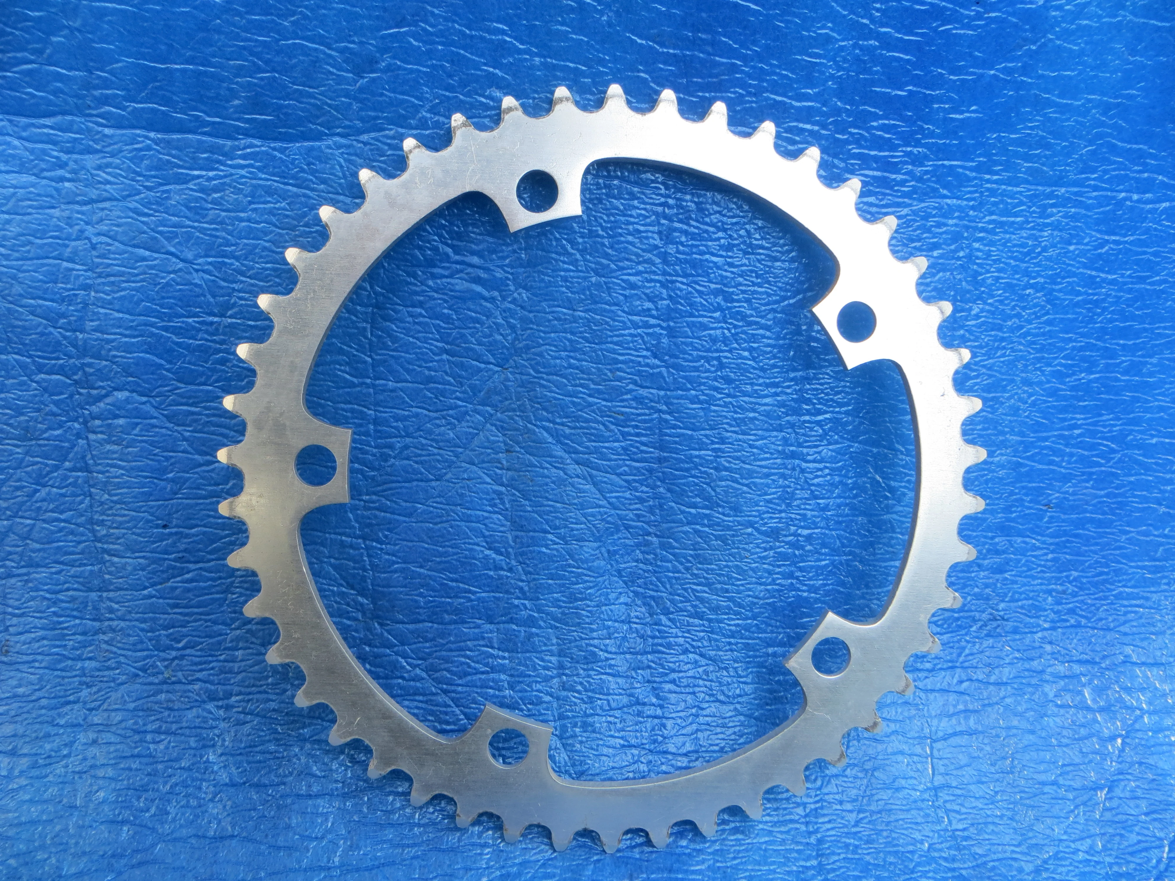 Sugino Aero Mighty 144BCD 1/8" NJS Chainring 46T (25012028) - Image 2