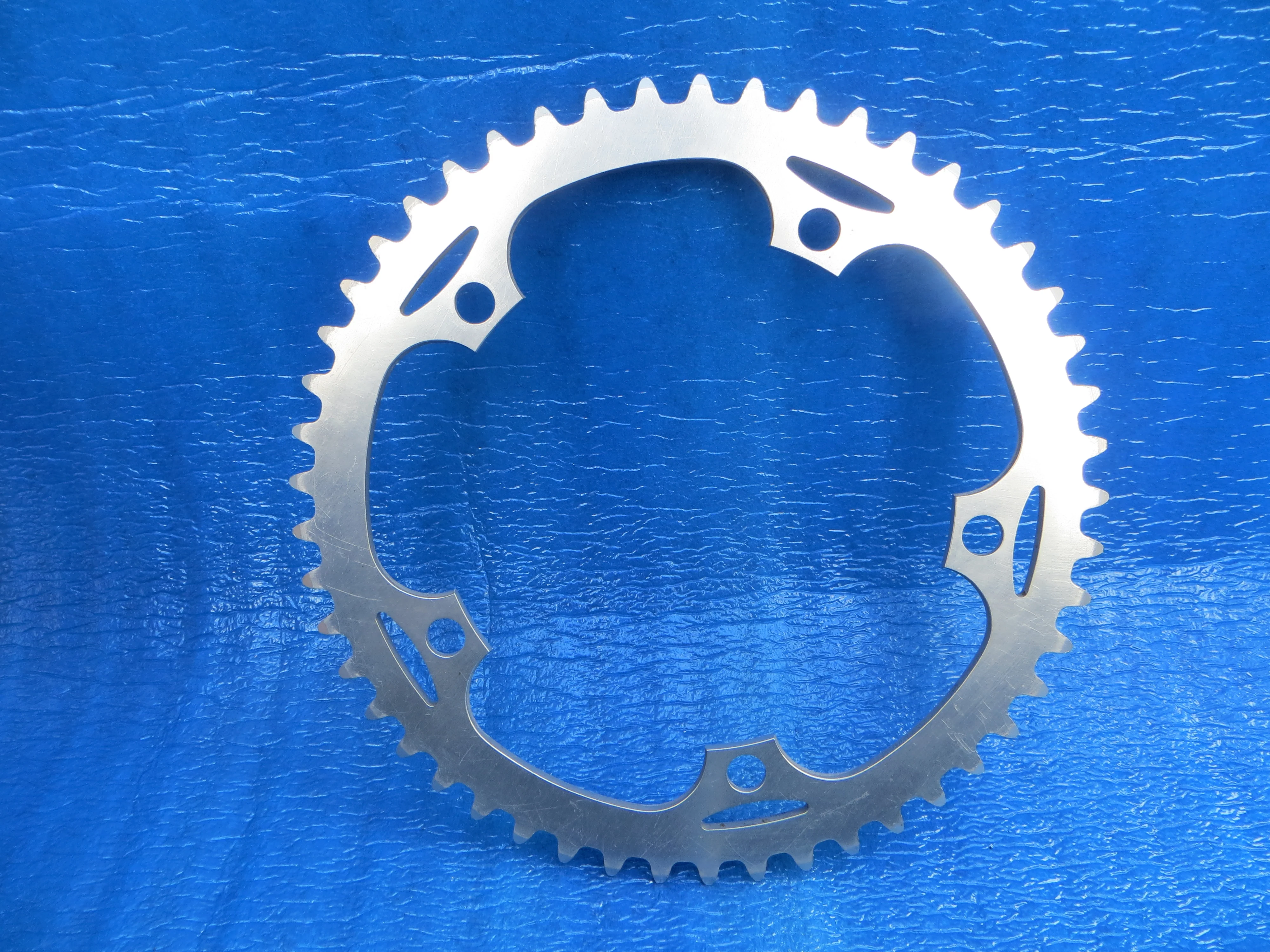 Sugino Aero Mighty 144BCD 1/8" NJS Chainring 46T (26030615) - Image 2