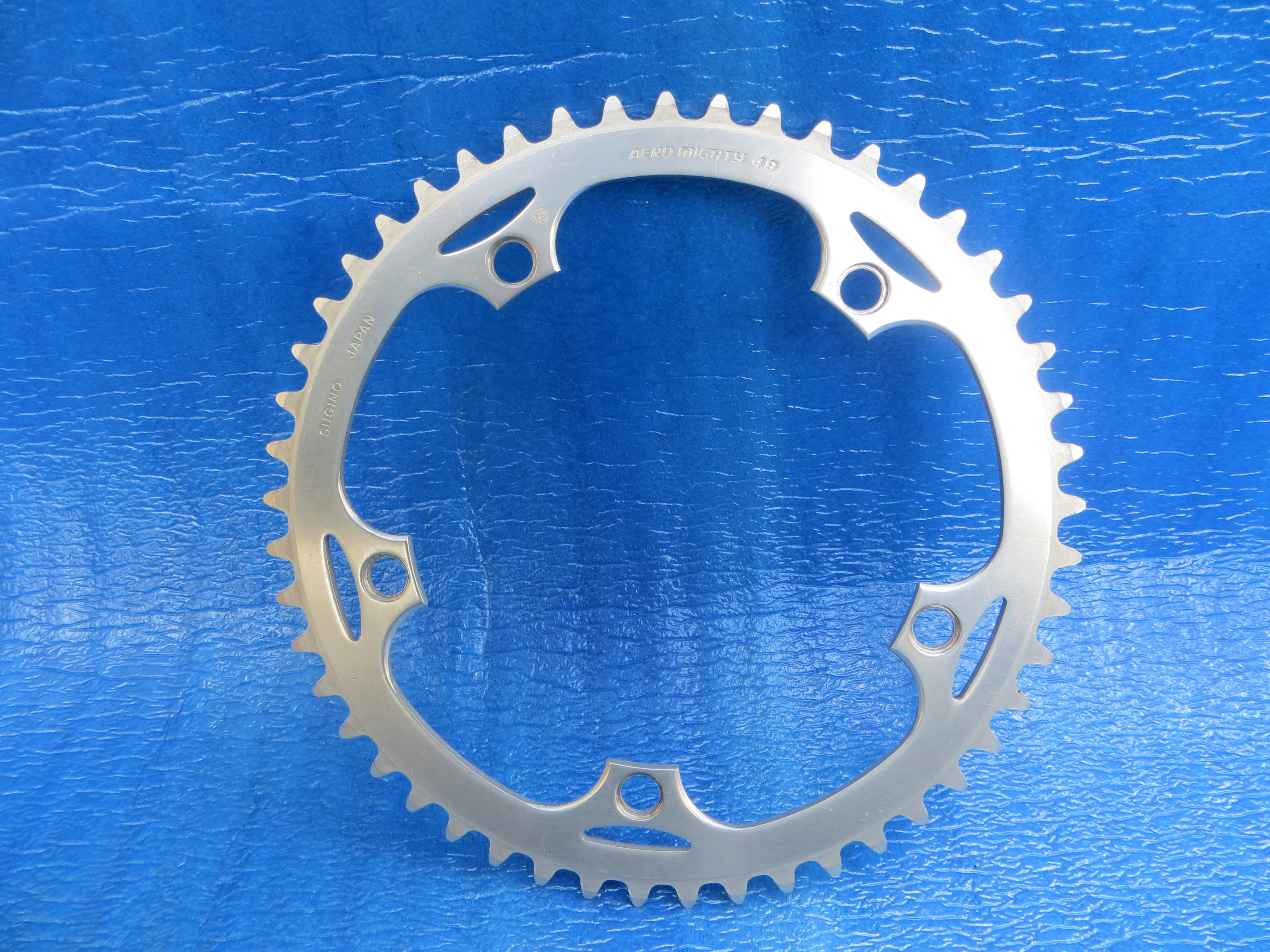 Sugino Aero Mighty 144BCD 1/8" NJS Chainring 49T (26030617)