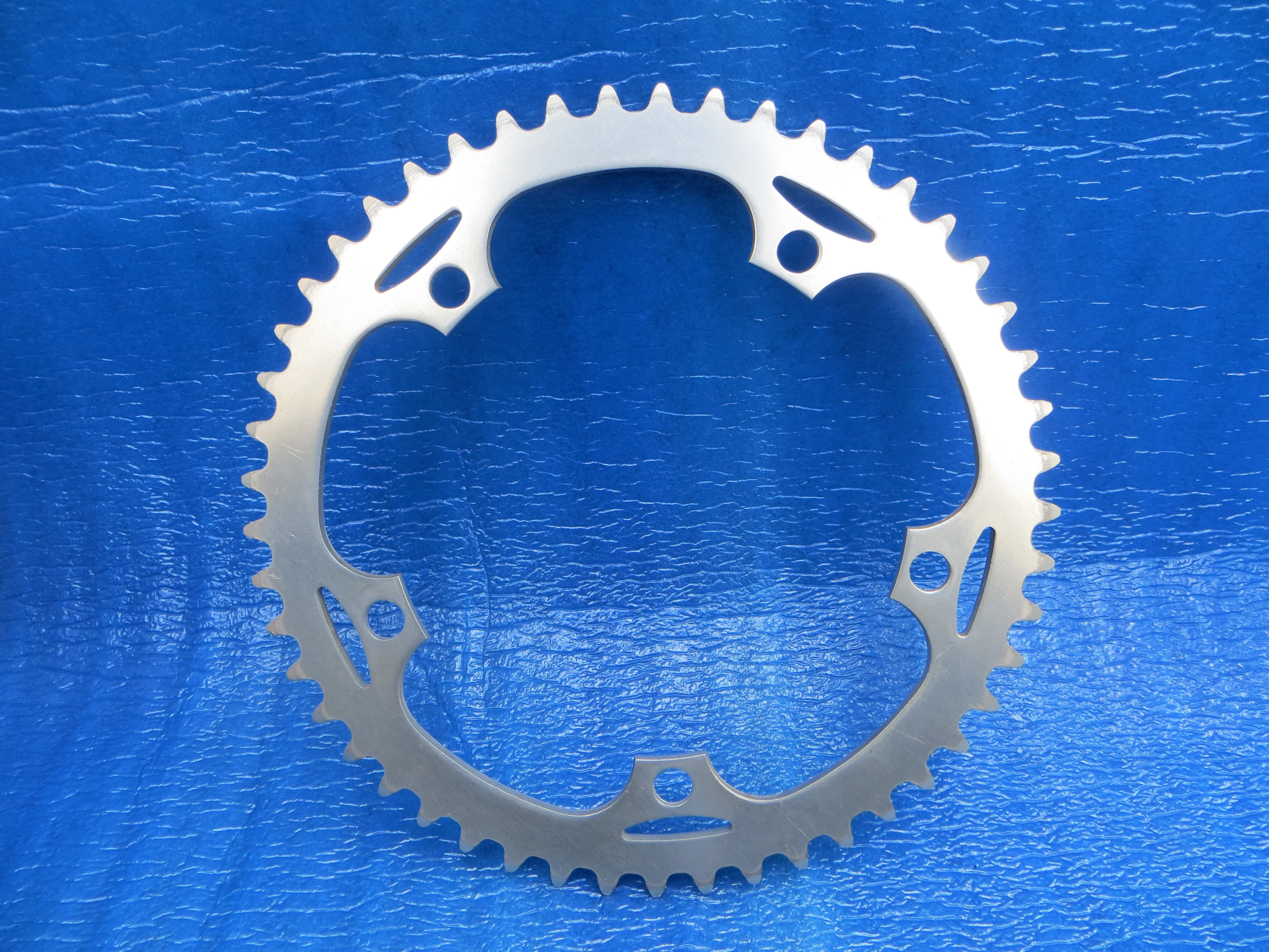 Sugino Aero Mighty 144BCD 1/8" NJS Chainring 49T (26030617) - Image 2