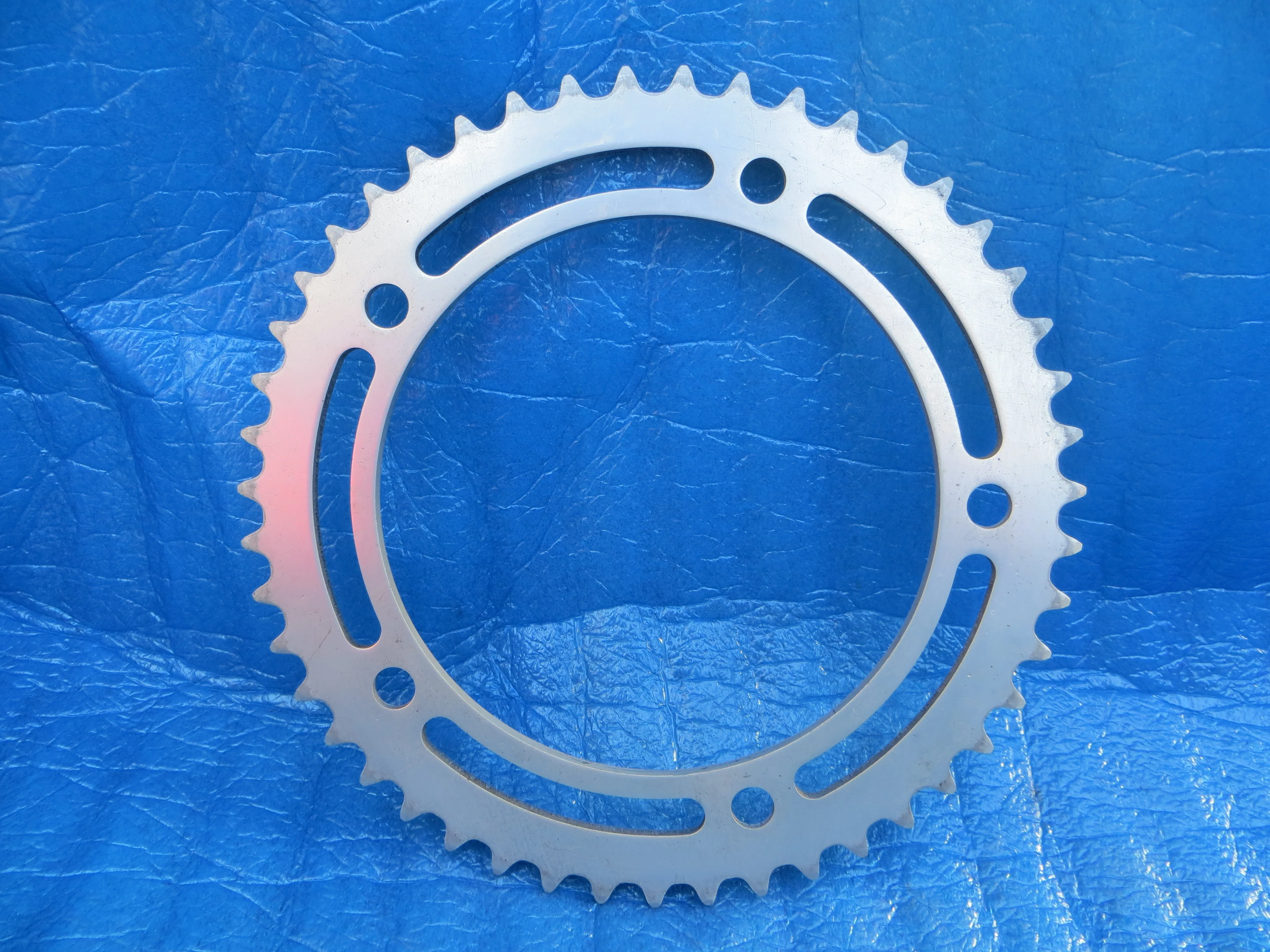 Sugino Mighty Competition 1/8" 151BCD Chainring 47T (25111701) - Image 2