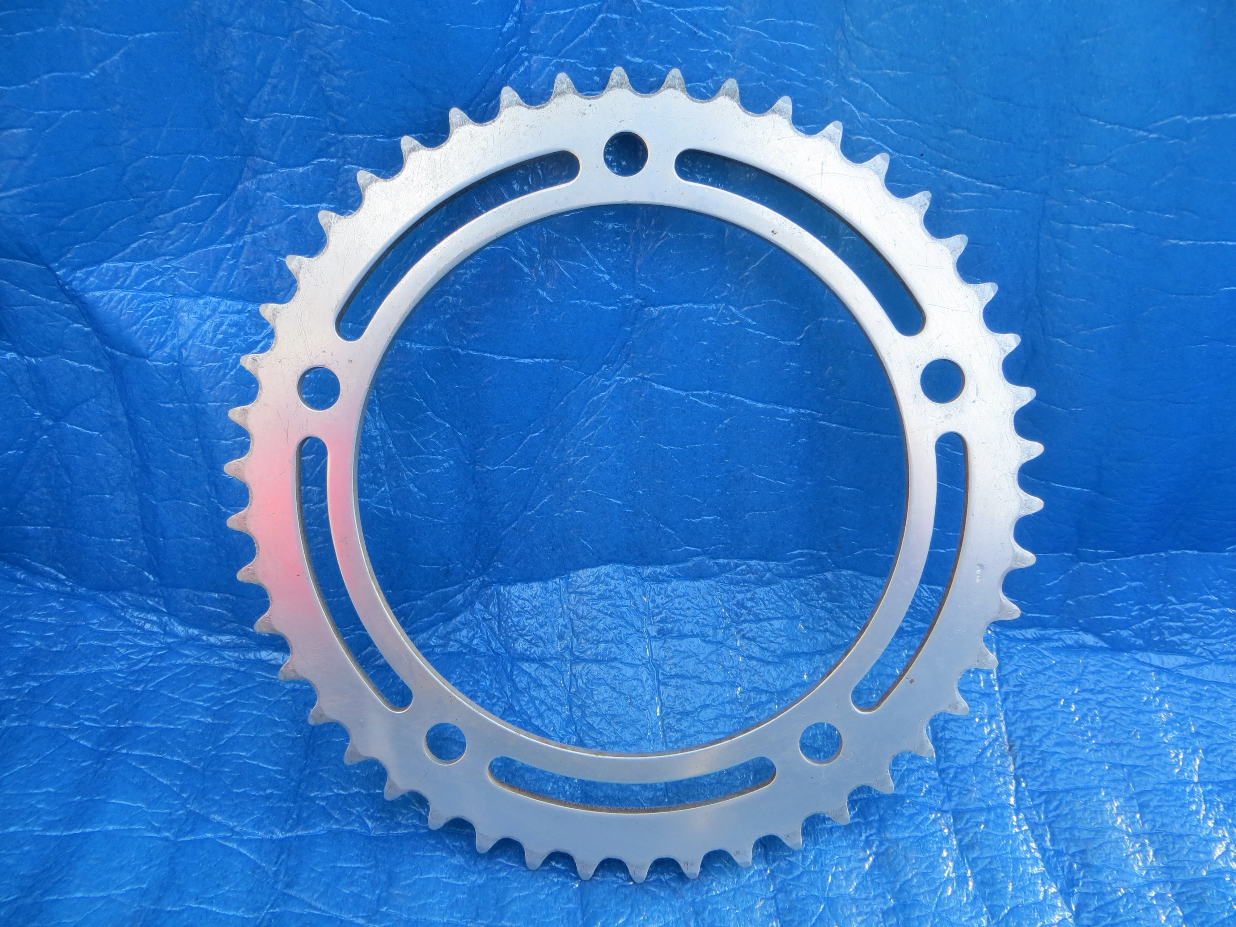 Sugino Mighty Competition 1/8" 151BCD Chainring BIA 46T (25111702) - Image 2