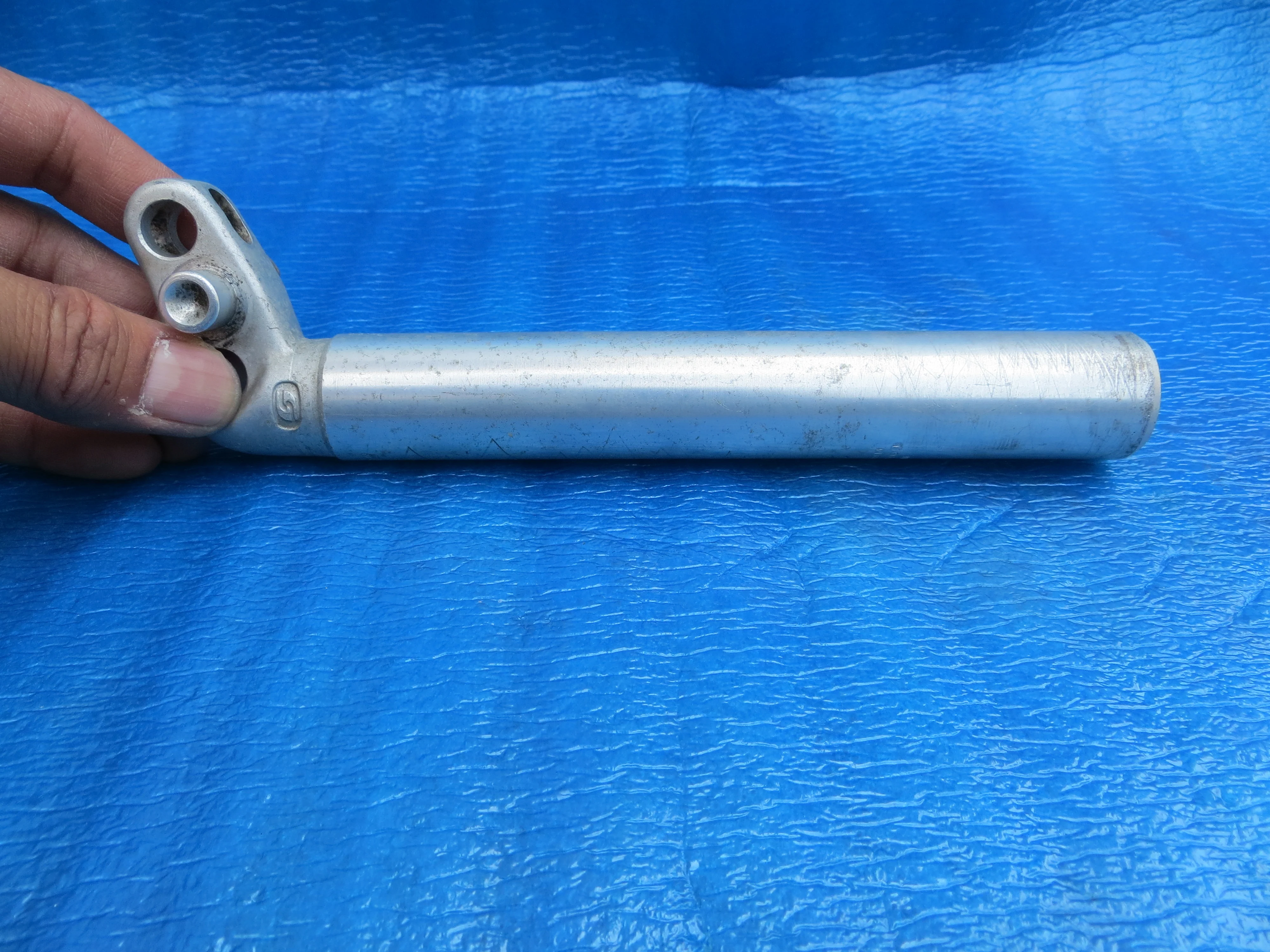 Sugino Smooth (Non-fluted) NJS Seatpost 27.0/44mm (24042802) - Image 3