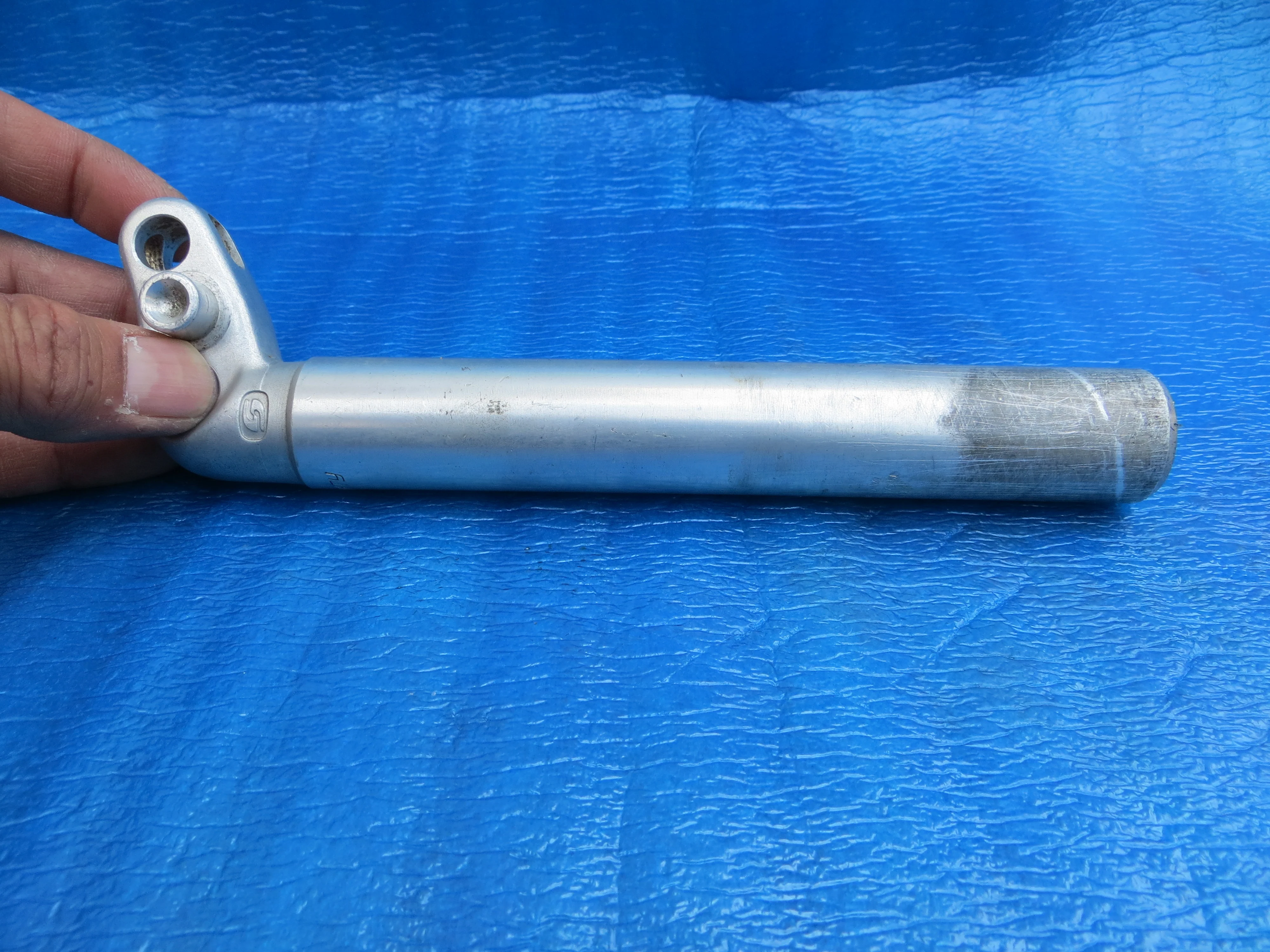 Sugino Smooth (Non-fluted) NJS Seatpost 27.0/44mm (24042803) - Image 3