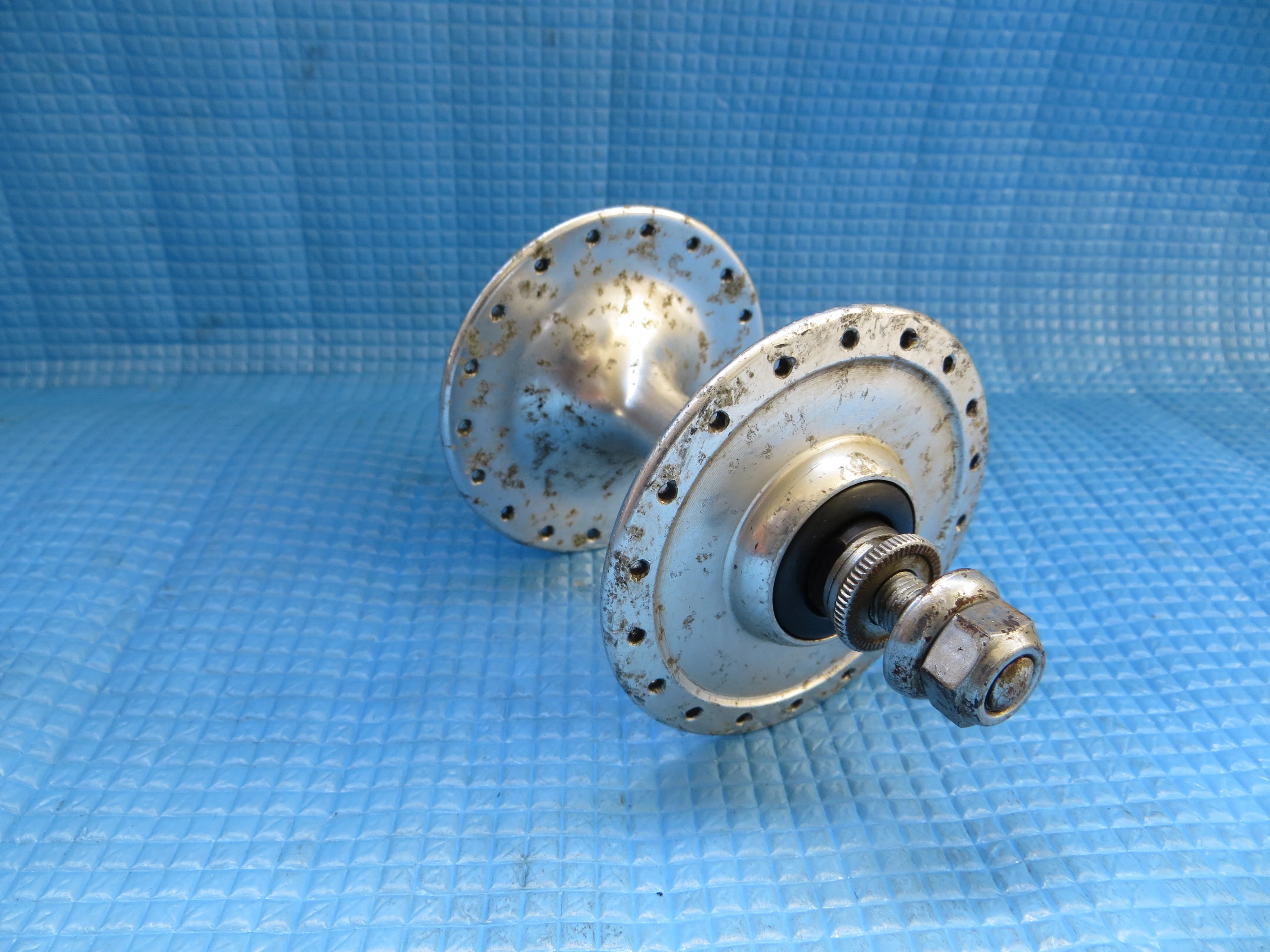 Suntour Superbe 36H Front Hub 8mm Axle NJS (22092849) - Image 4