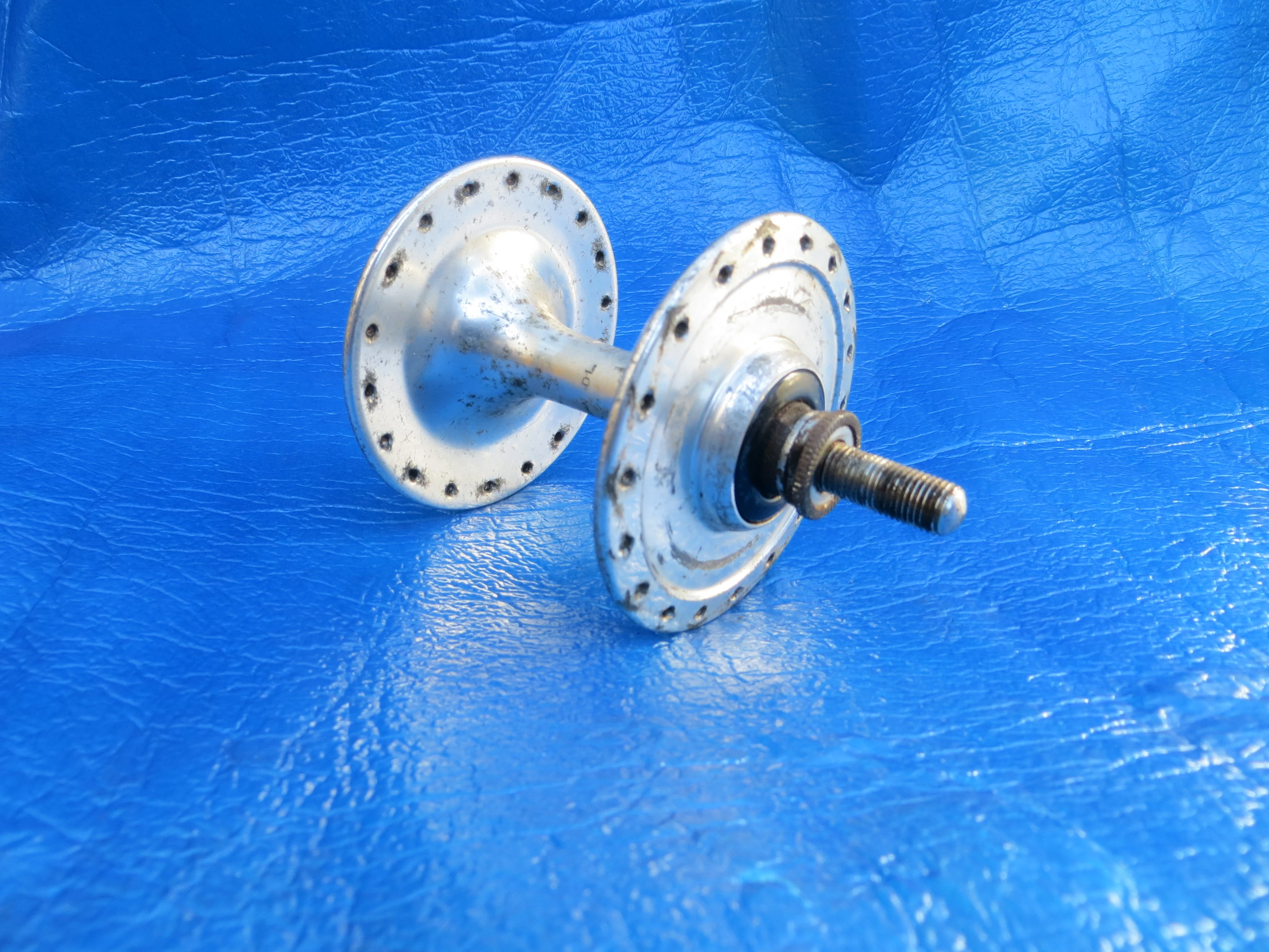 Suntour Superbe 36H Front Hub 9mm Axle NJS (24021207) - Image 4