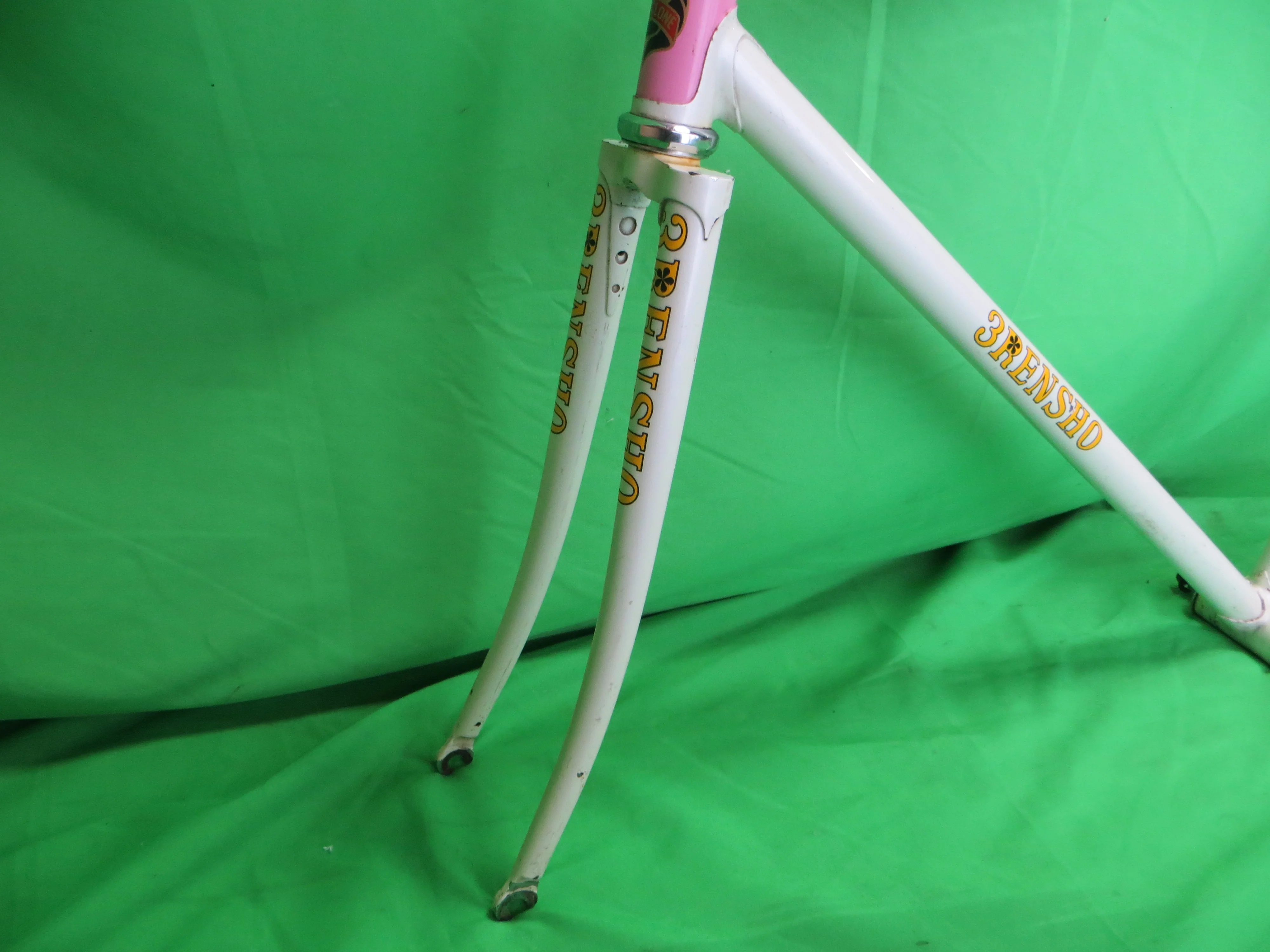 Super Rare! 3rensho Cyclone //  White Pink Two Tone // 50cm - Image 4