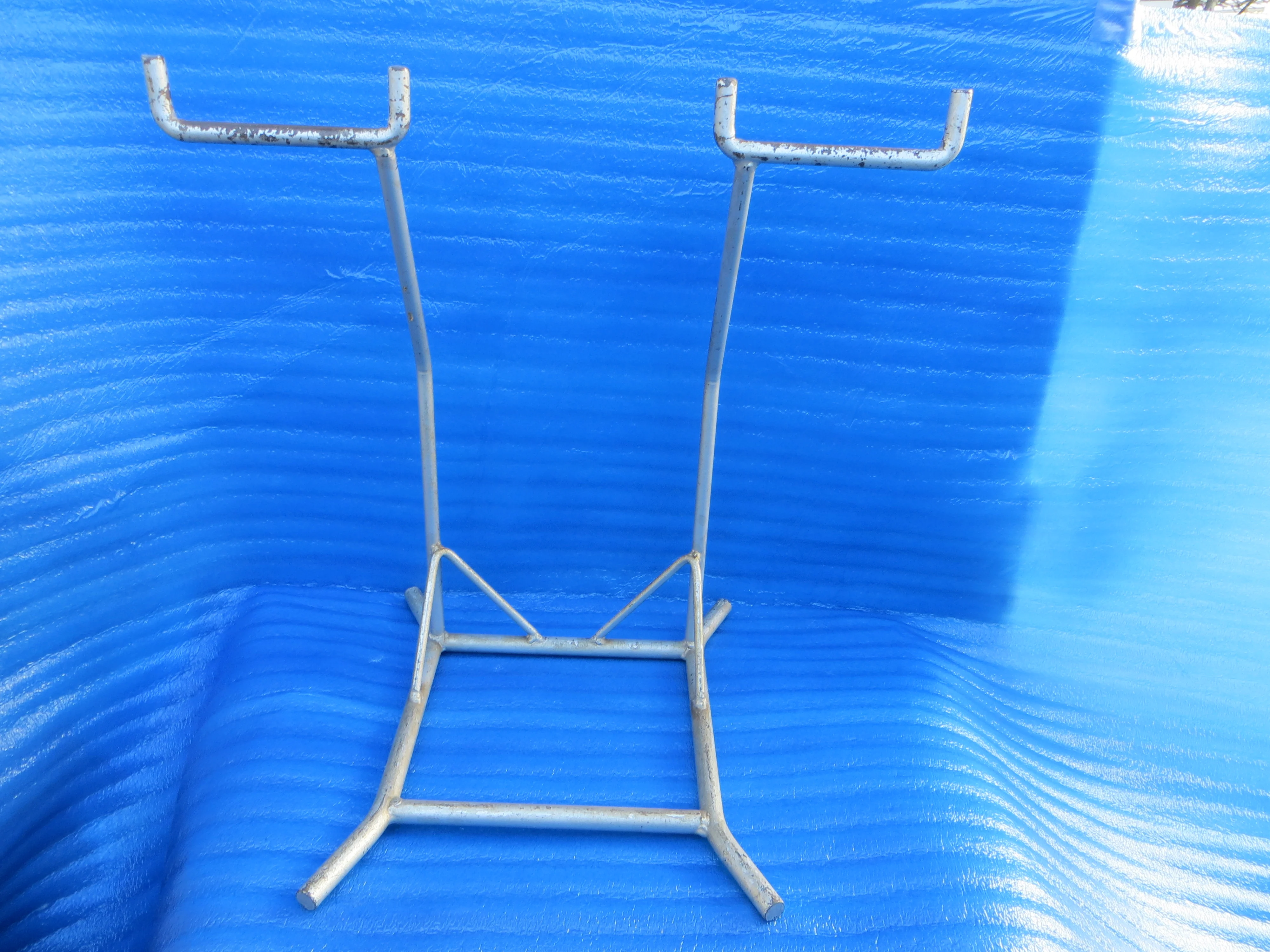 Super Rare! Official Keirin Steel Maintenance Stand (26011001) - Image 3