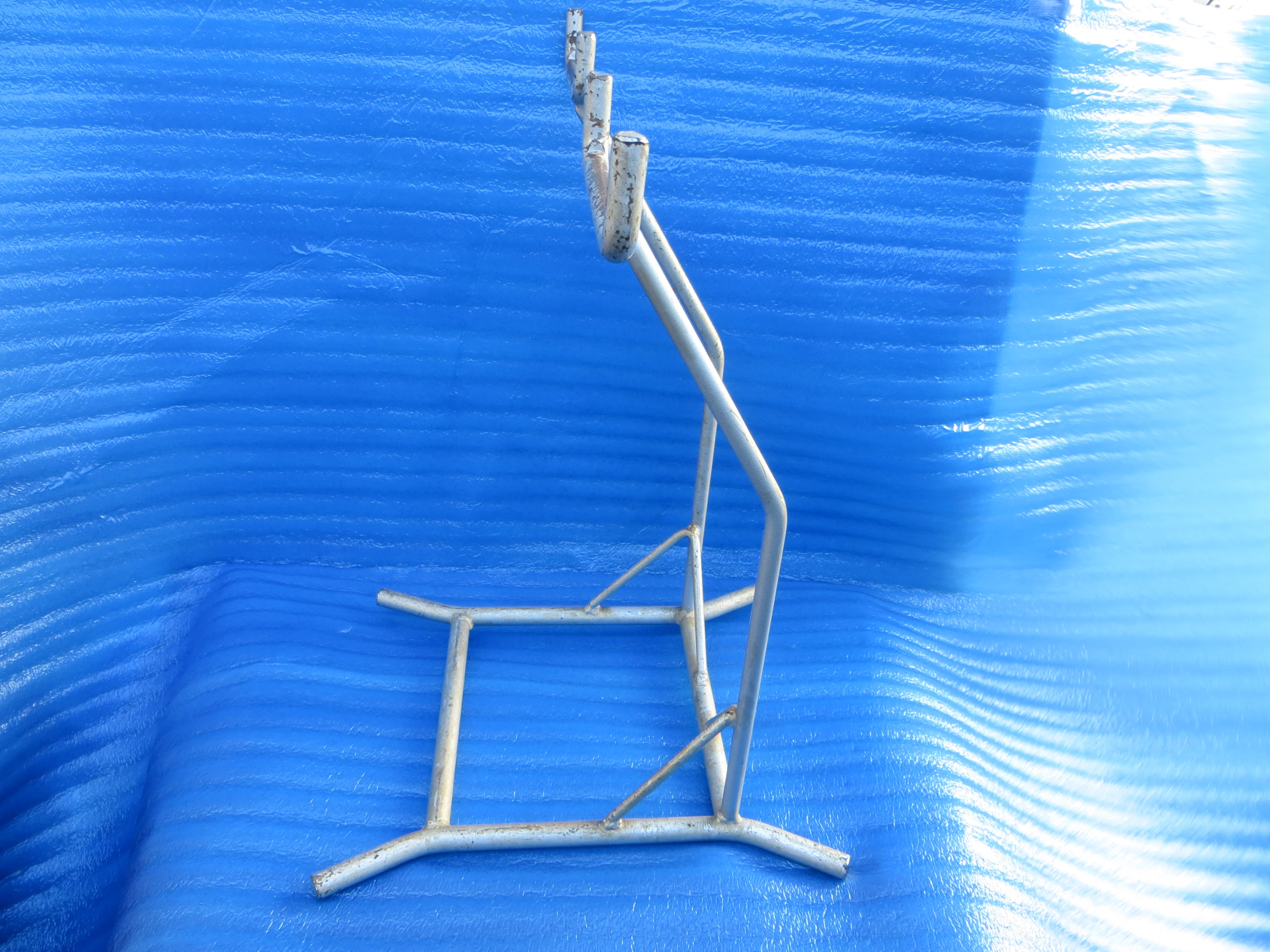 Super Rare! Official Keirin Steel Maintenance Stand (26011001) - Image 5