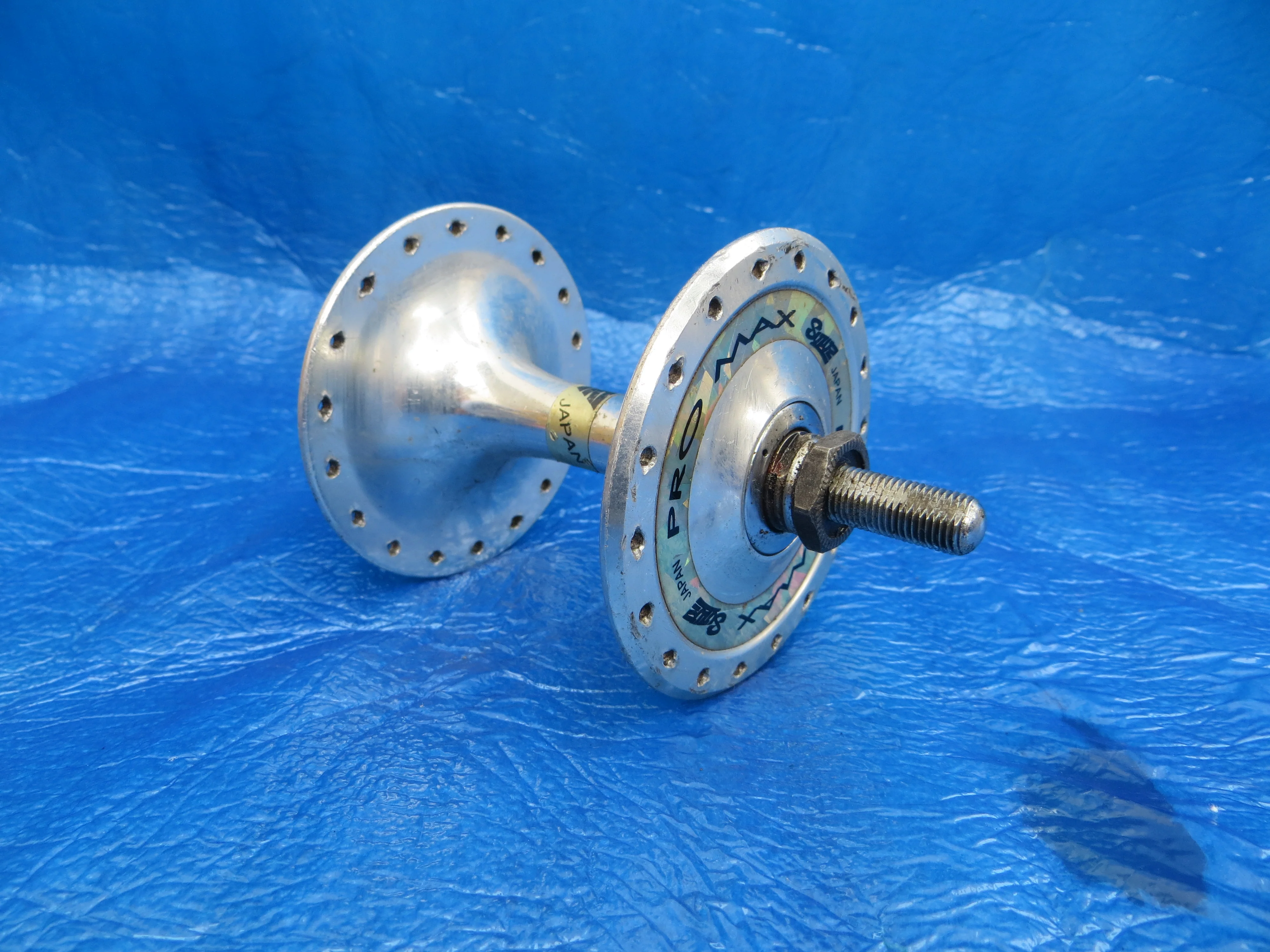 Suzue Pro Max 36H Front Hub 8mm Axle NJS w/o Wheel Nuts (25070108) - Image 2