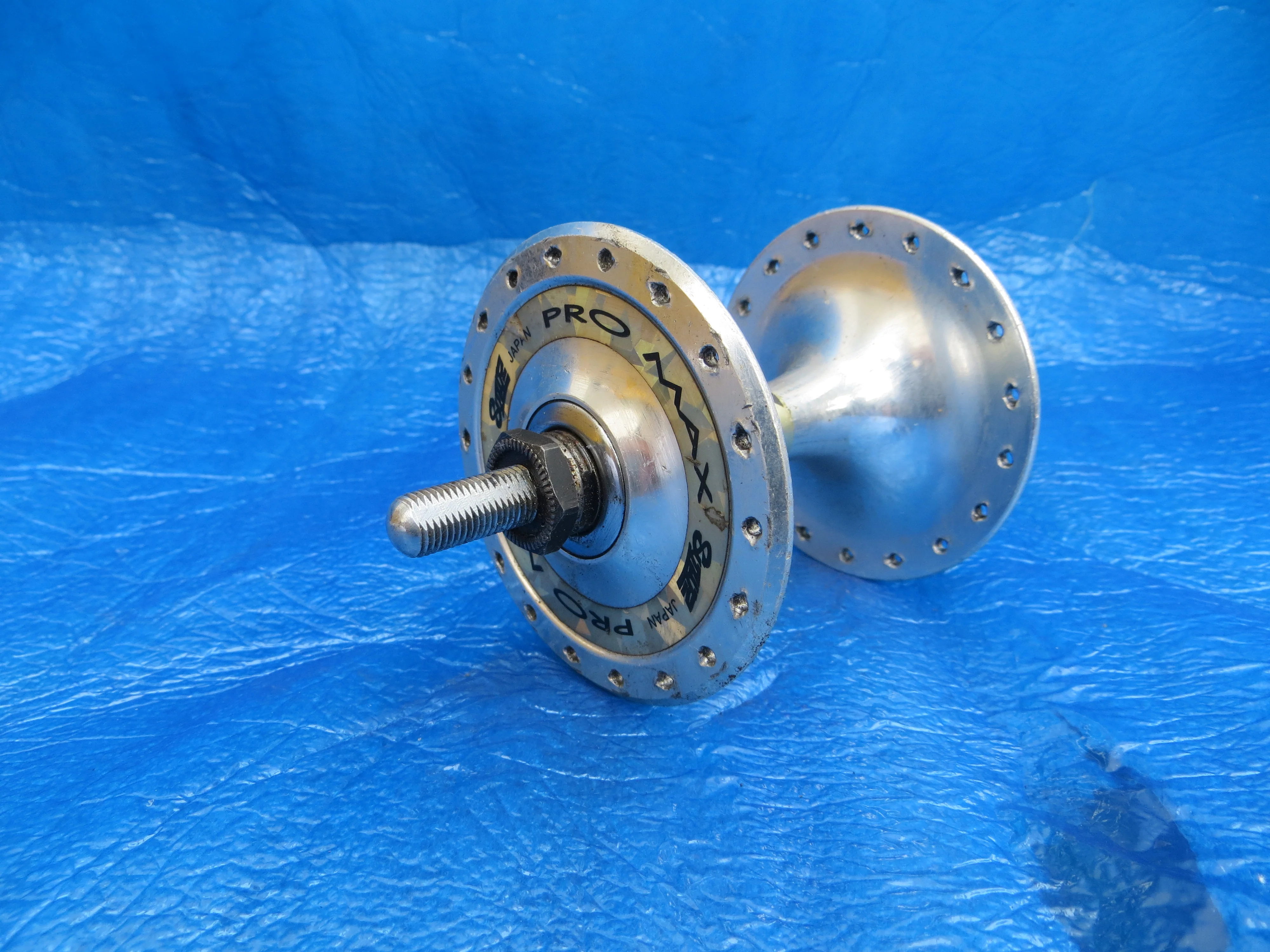 Suzue Pro Max 36H Front Hub 8mm Axle NJS w/o Wheel Nuts (25070108) - Image 3