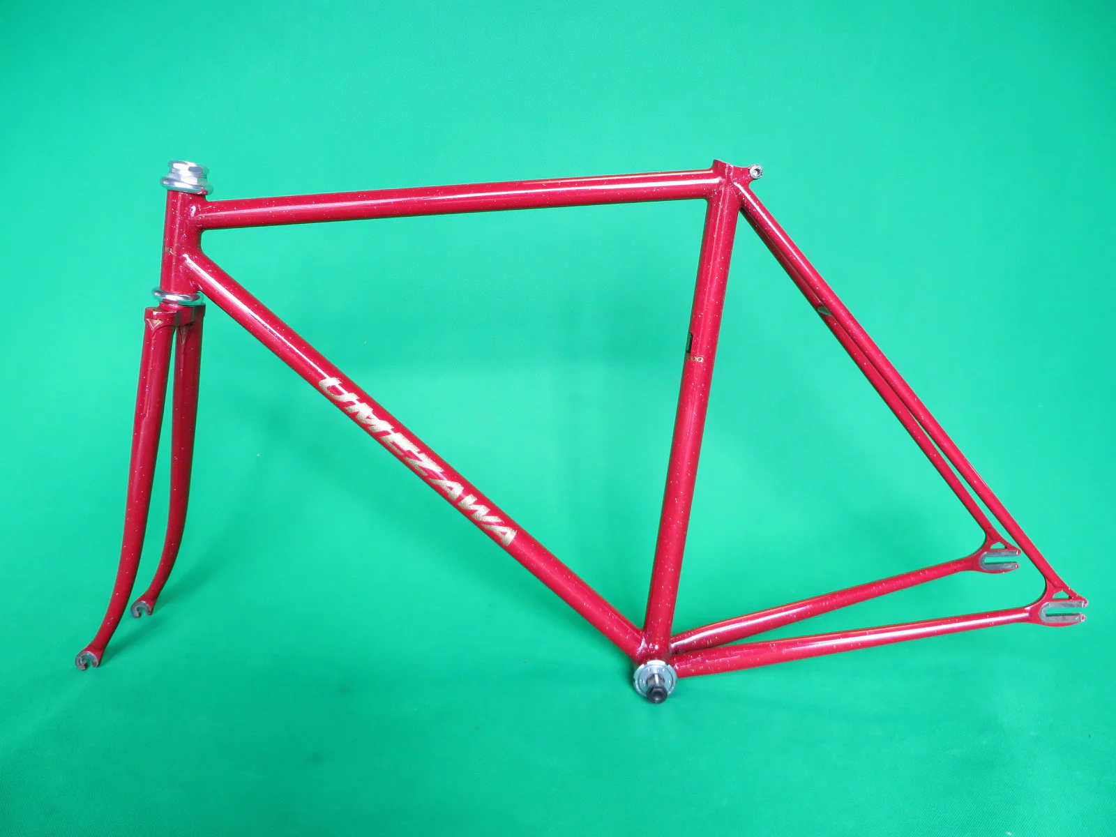 UMEZAWA // Red with Rainbow Flake // 49.5cm