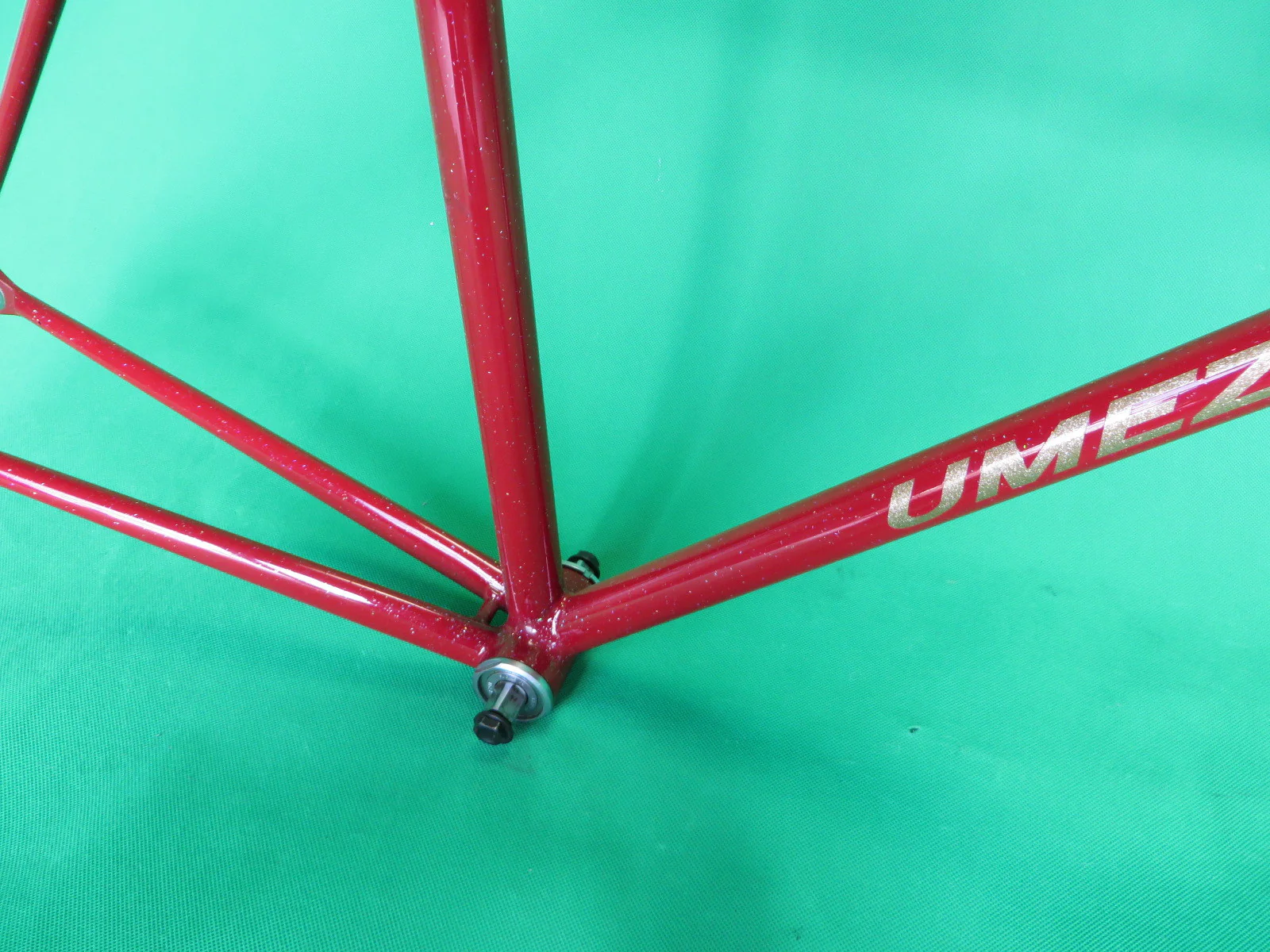 UMEZAWA // Red with Rainbow Flake // 49.5cm - Image 10