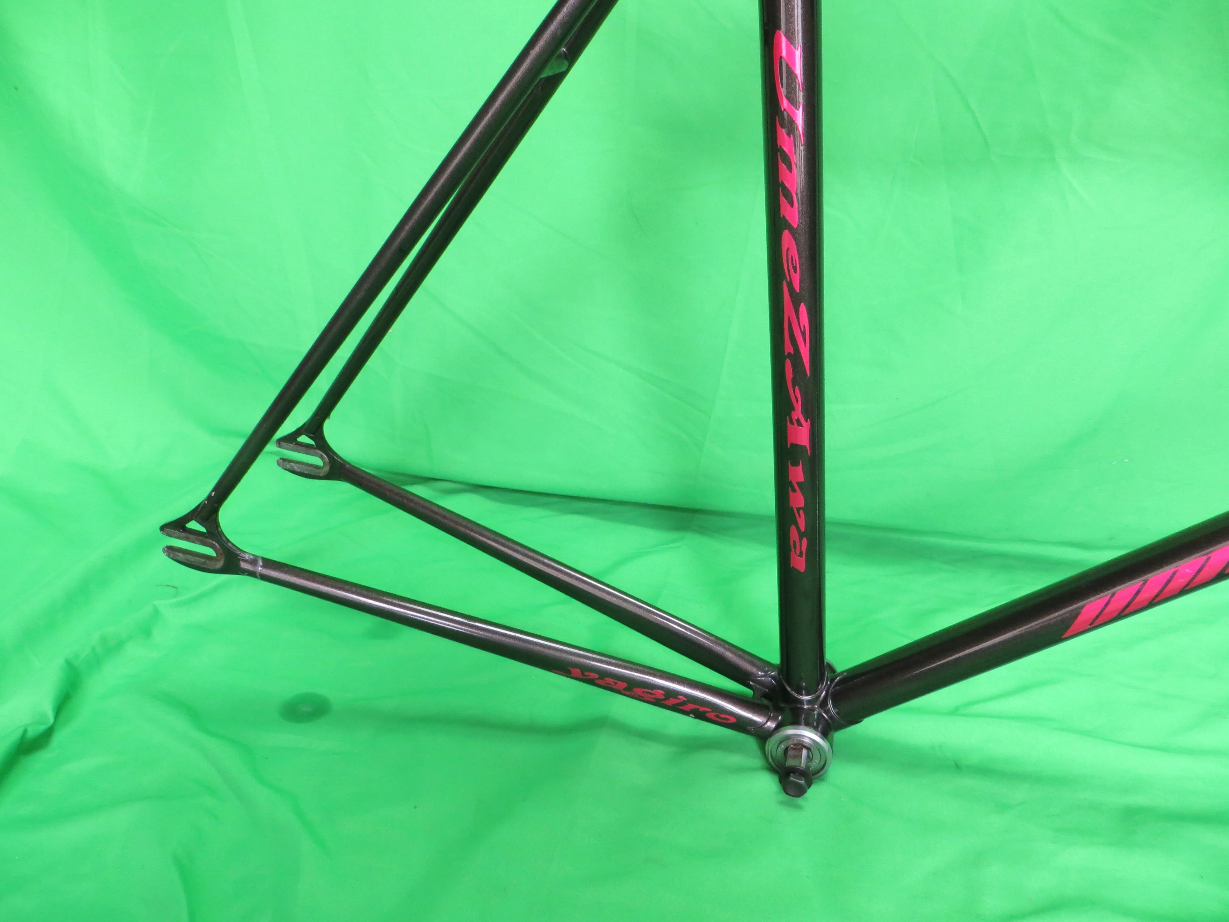 UMEZAWA // Gun Metal // 53.5cm - Image 14