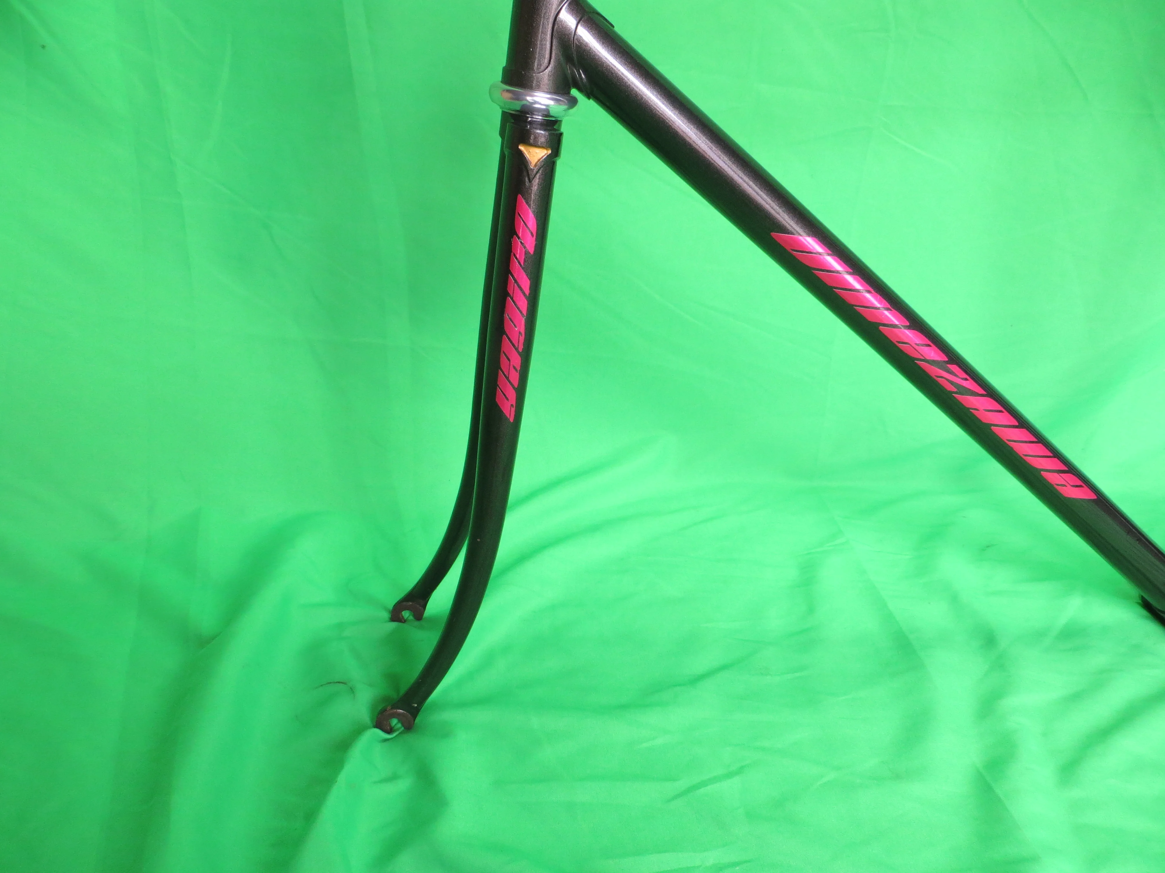 UMEZAWA // Gun Metal // 53.5cm - Image 3