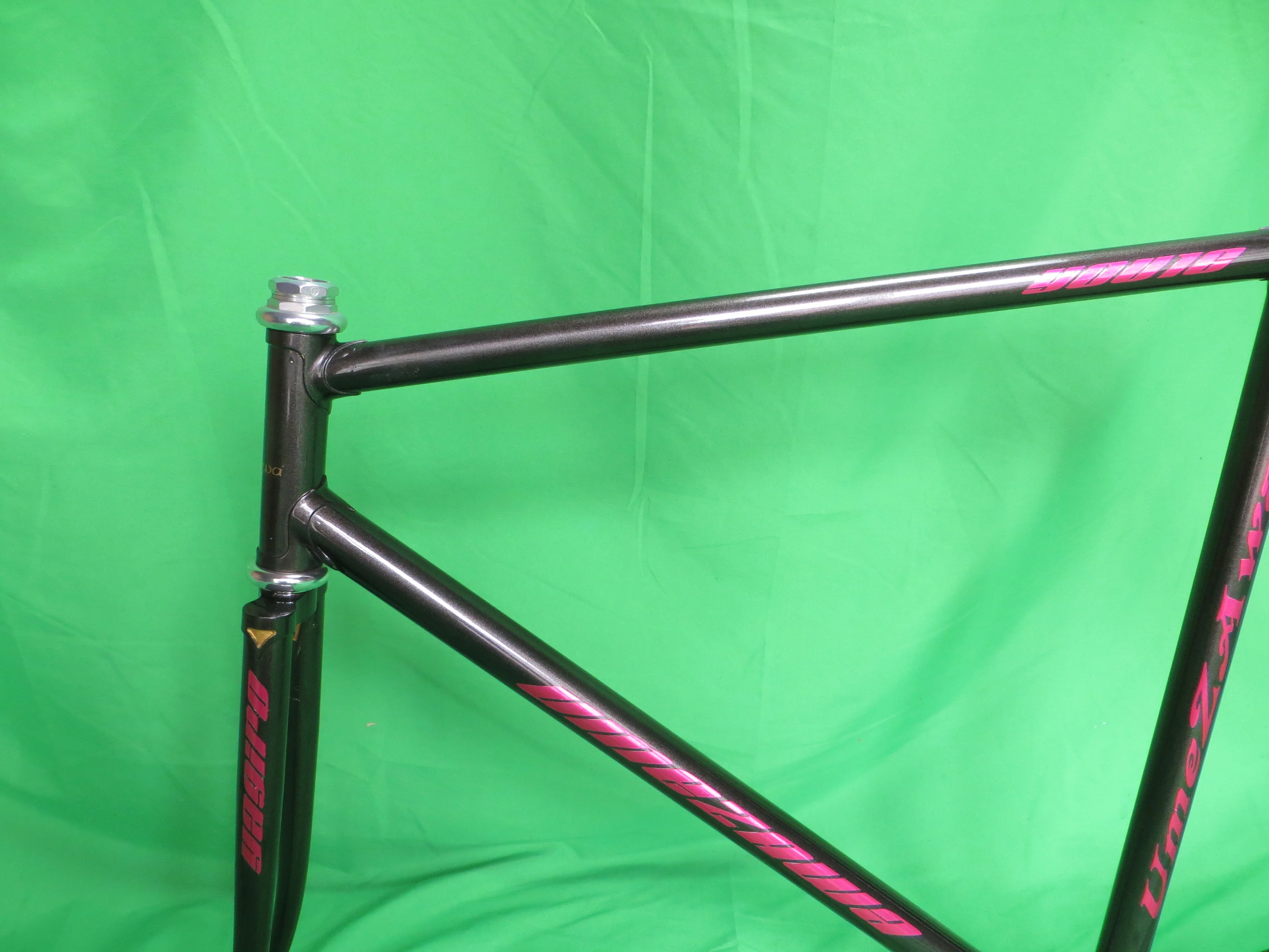 UMEZAWA // Gun Metal // 53.5cm - Image 4
