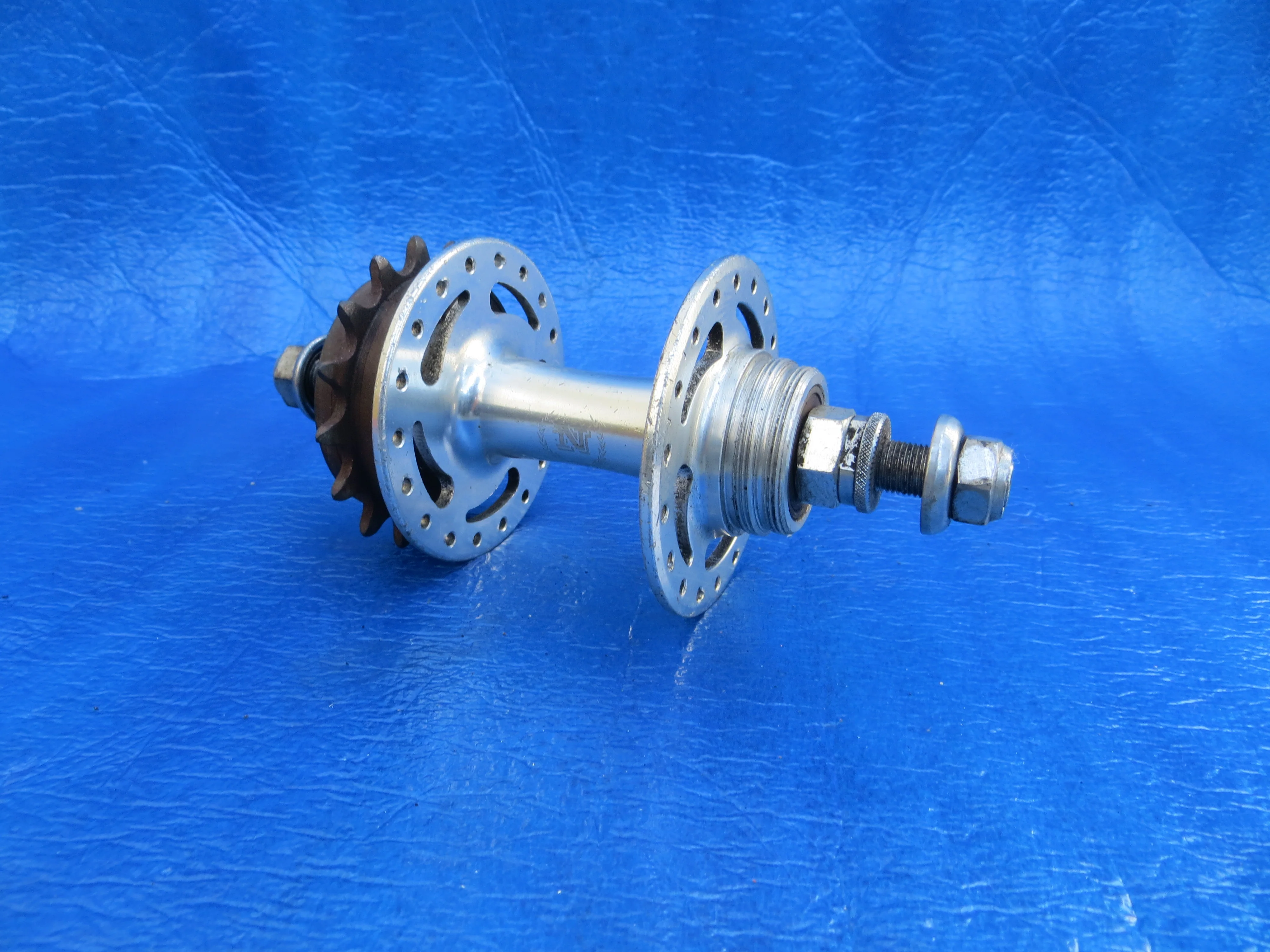 Unknown 32H Rear Hub 120mm Non NJS  (24101928) - Image 4