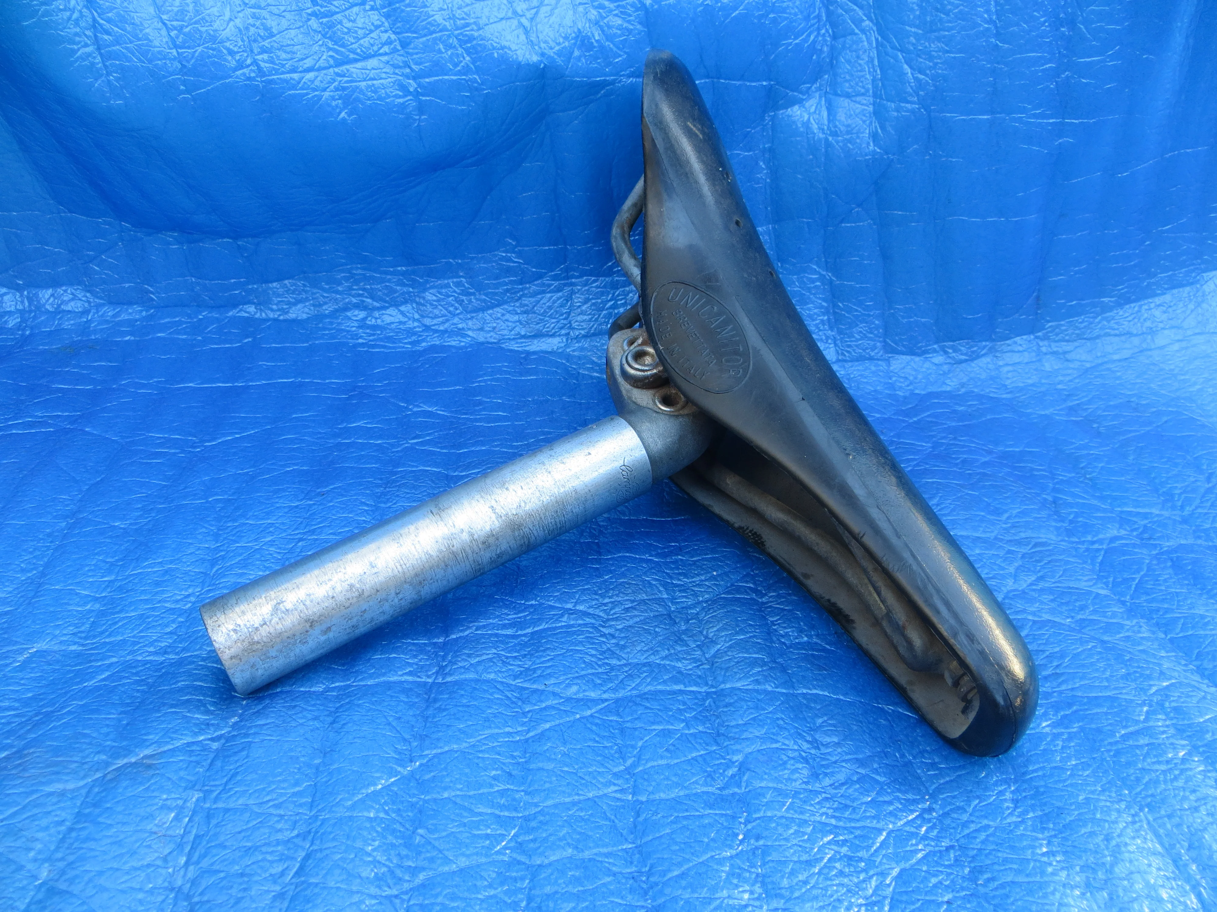 Vintage Cinelli Unicanitor Unpadded 44mm Saddle + Campagnolo 26.8mm / 170mm Long Seatpost (25120406)