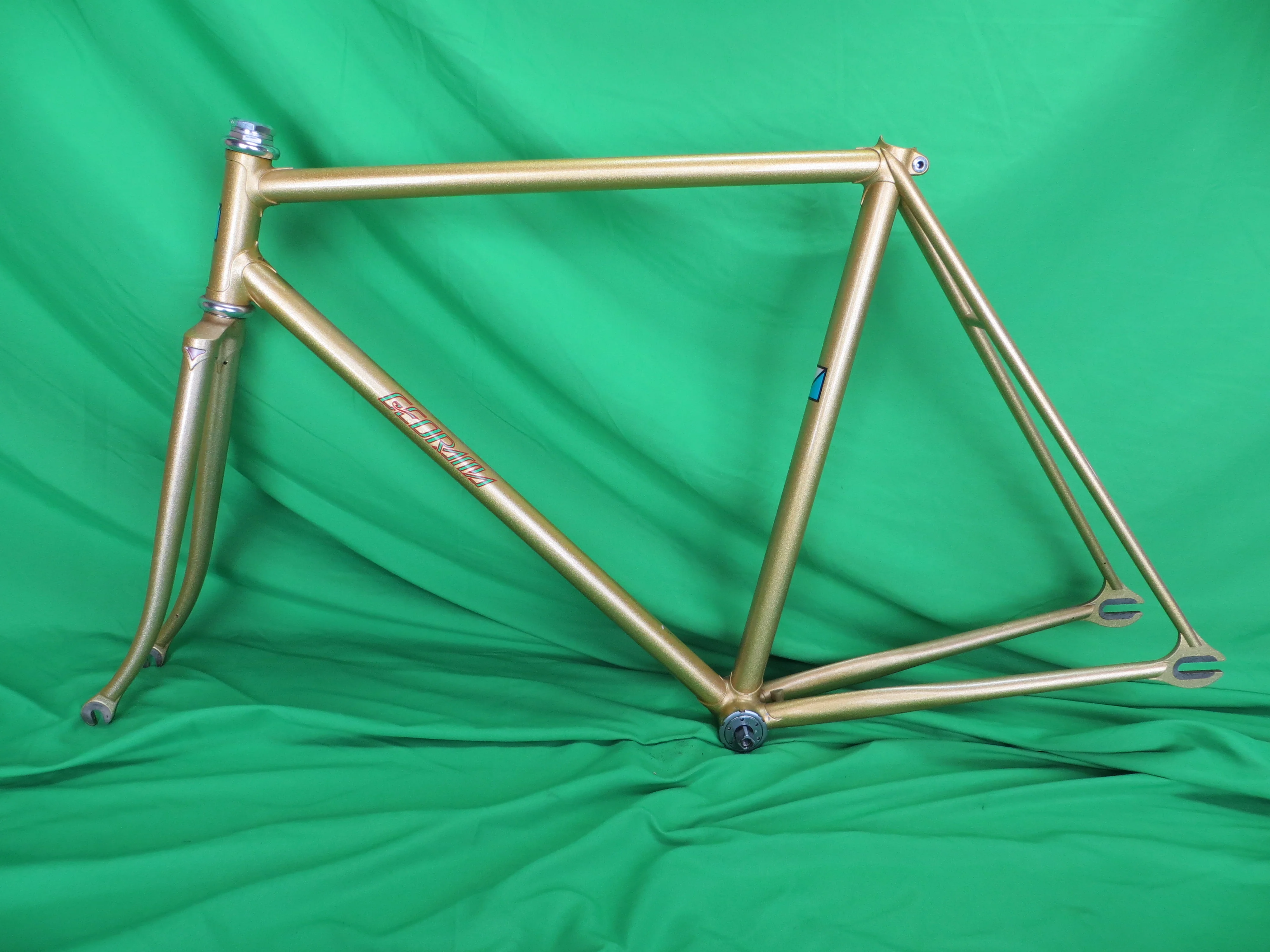 Vintage GEORAMA First Generation Decals // Gold // 51.5cm