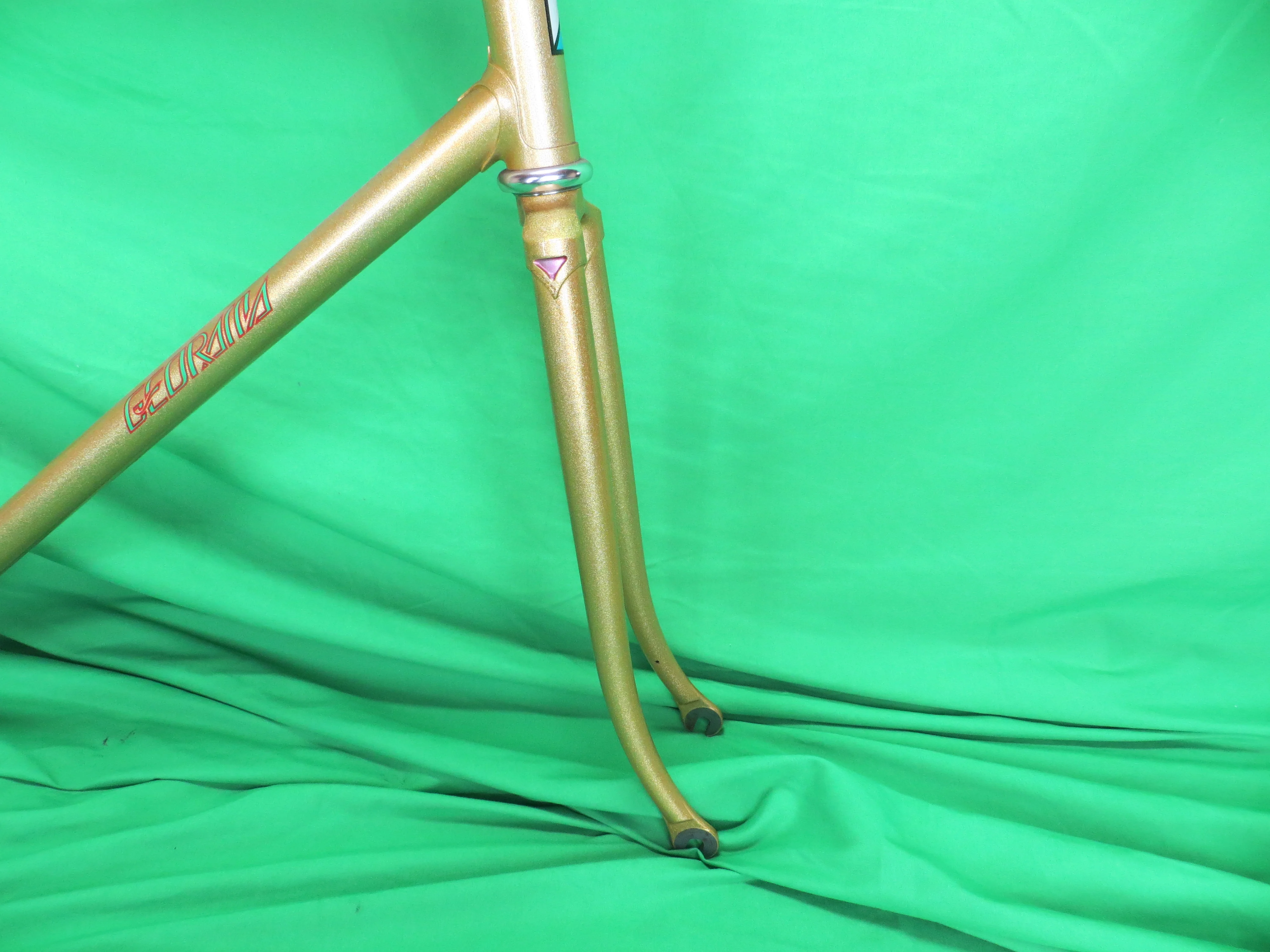 Vintage GEORAMA First Generation Decals // Gold // 51.5cm - Image 10