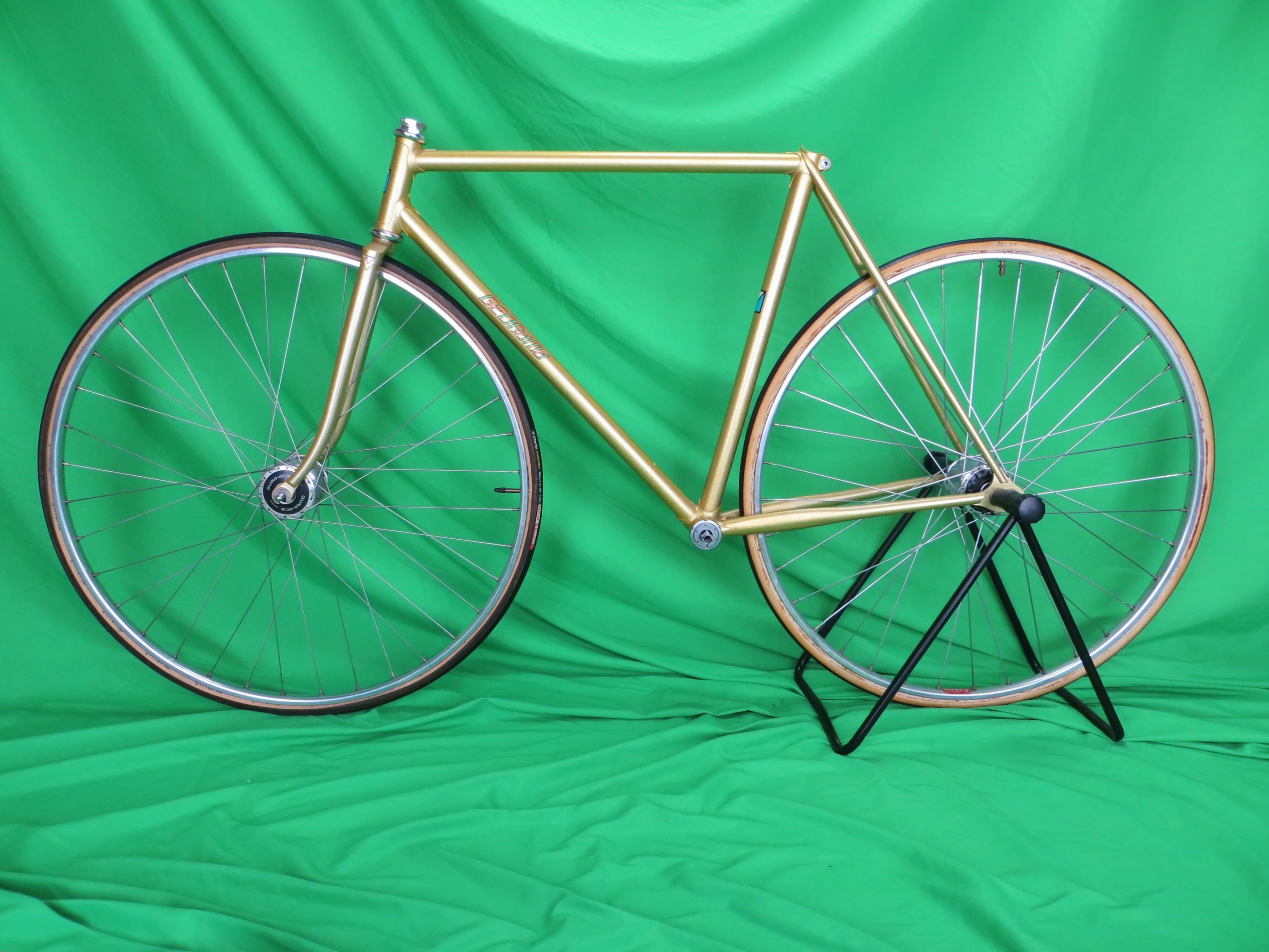 Vintage GEORAMA First Generation Decals // Gold // 51.5cm - Image 16