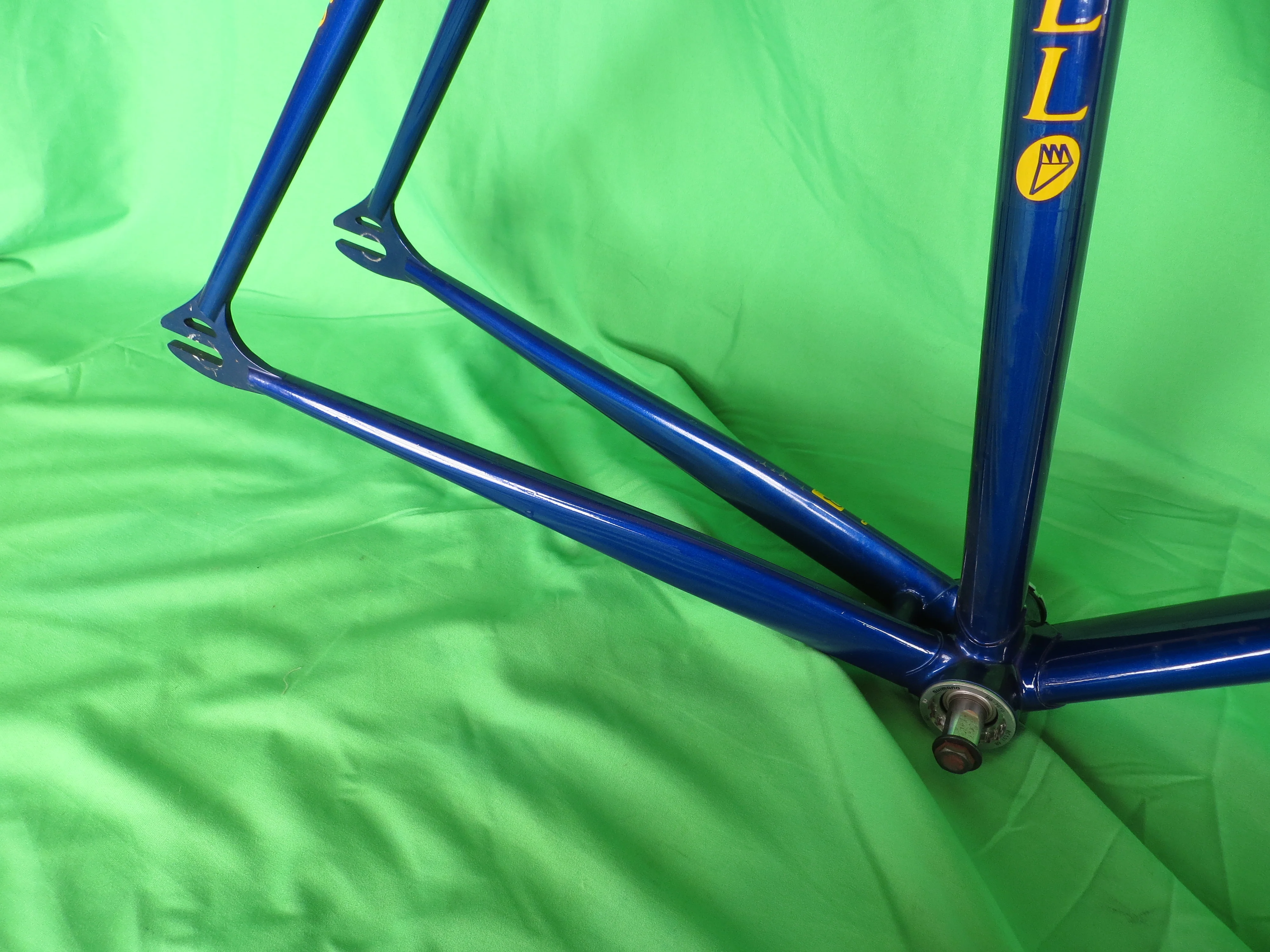 Vintage Ravanello TT // Blue Metallic 57.5cm / Shimano trackends / Mizuno Carbon Fork - Image 15