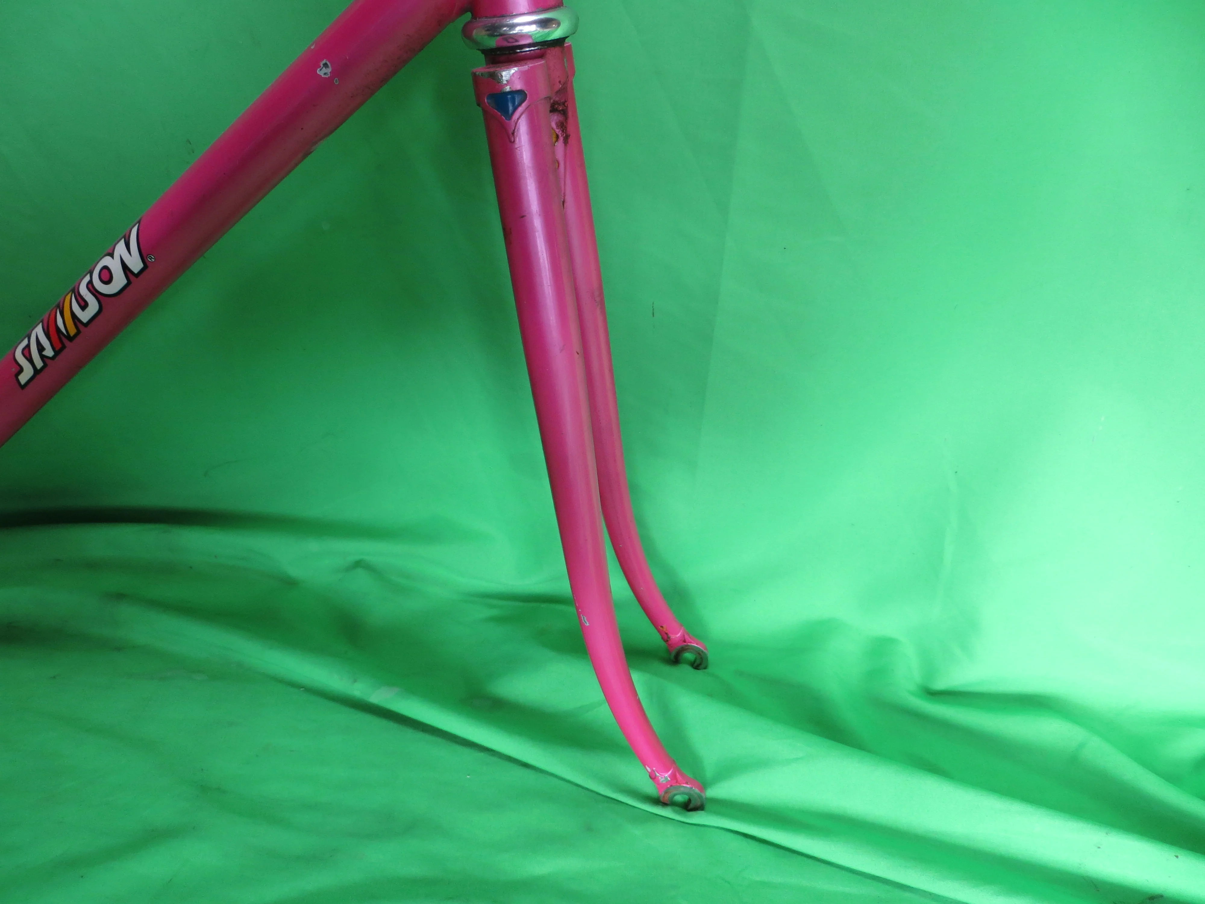 Vintage Samson // Ruby Pink Metallic // 51cm - Image 11