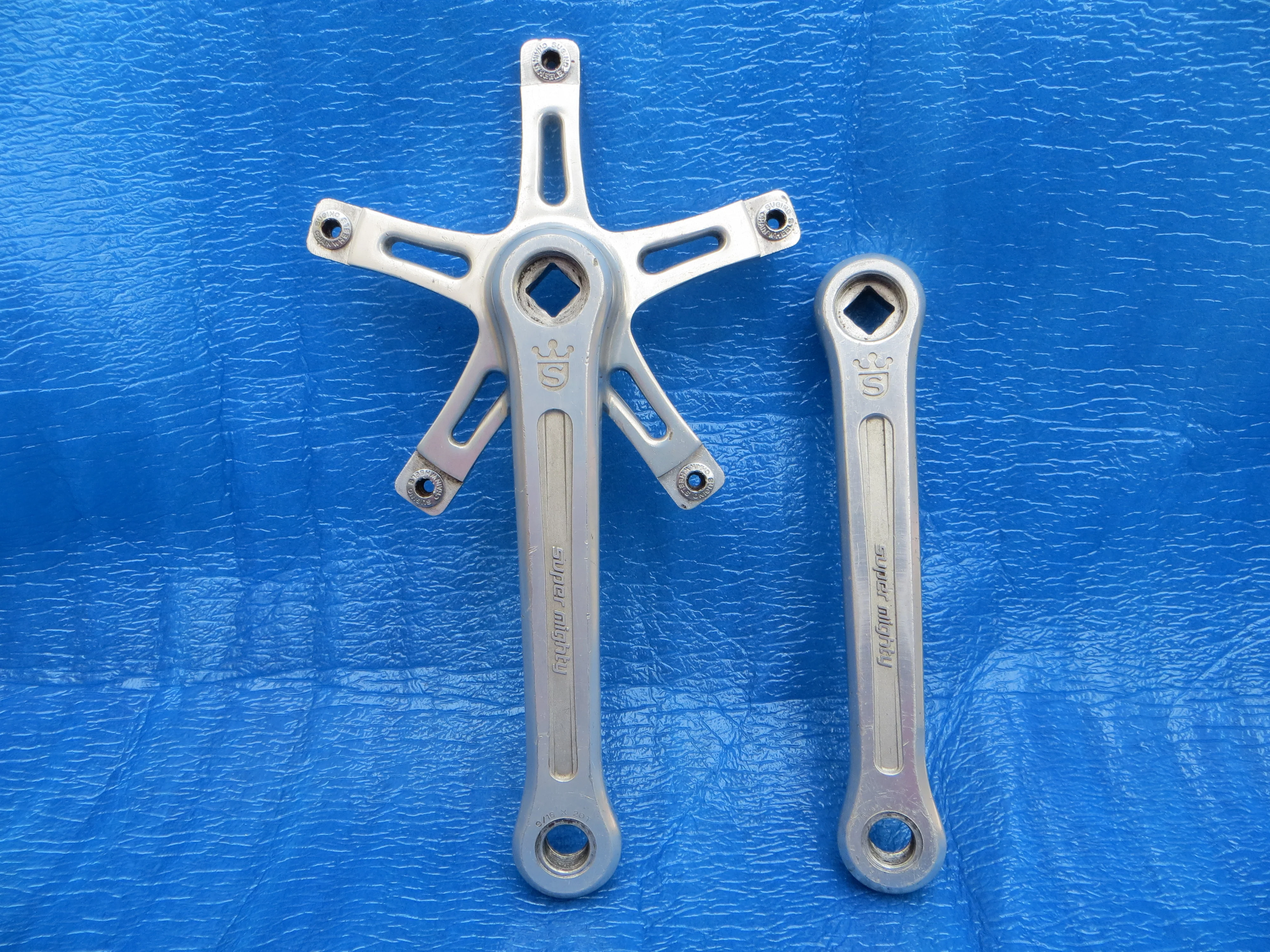 Vintage Sugino Super Mighty 144BCD 165mm NJS Crank Set (26032201)