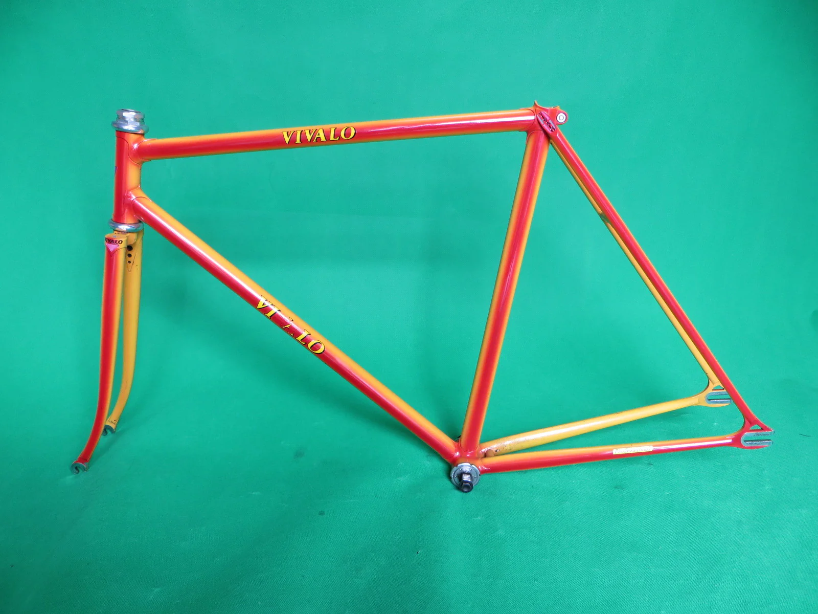VIVALO // yellow + red fade // 52.5cm