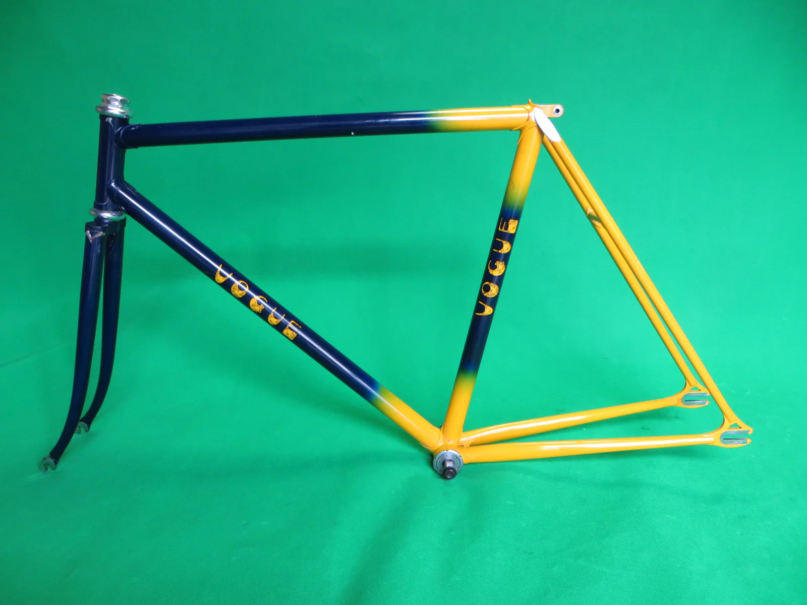 VOGUE // dark blue + yellow fade // 51cm