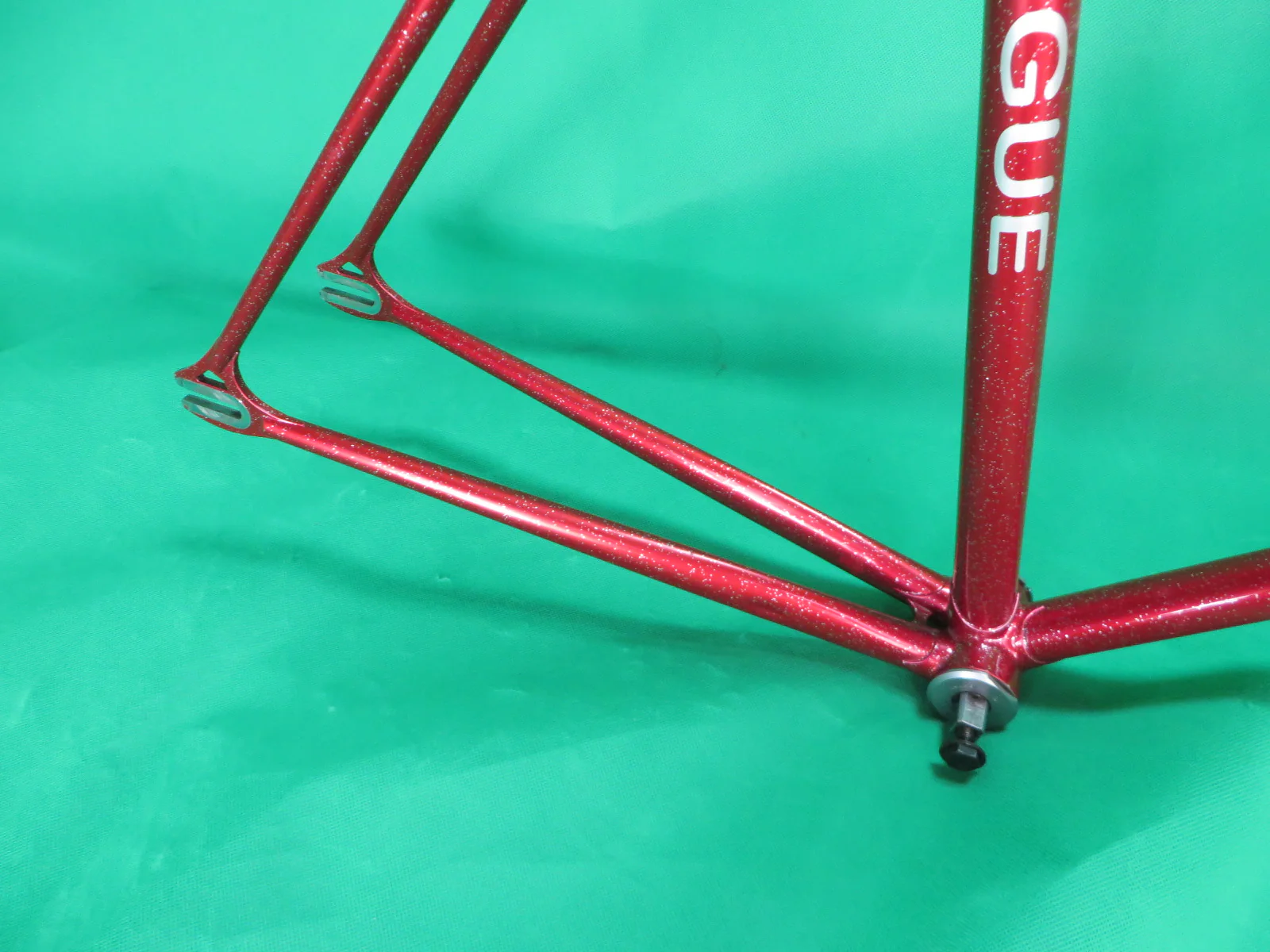 VOGUE // Red with Silver Flake // 50.5cm - Image 15