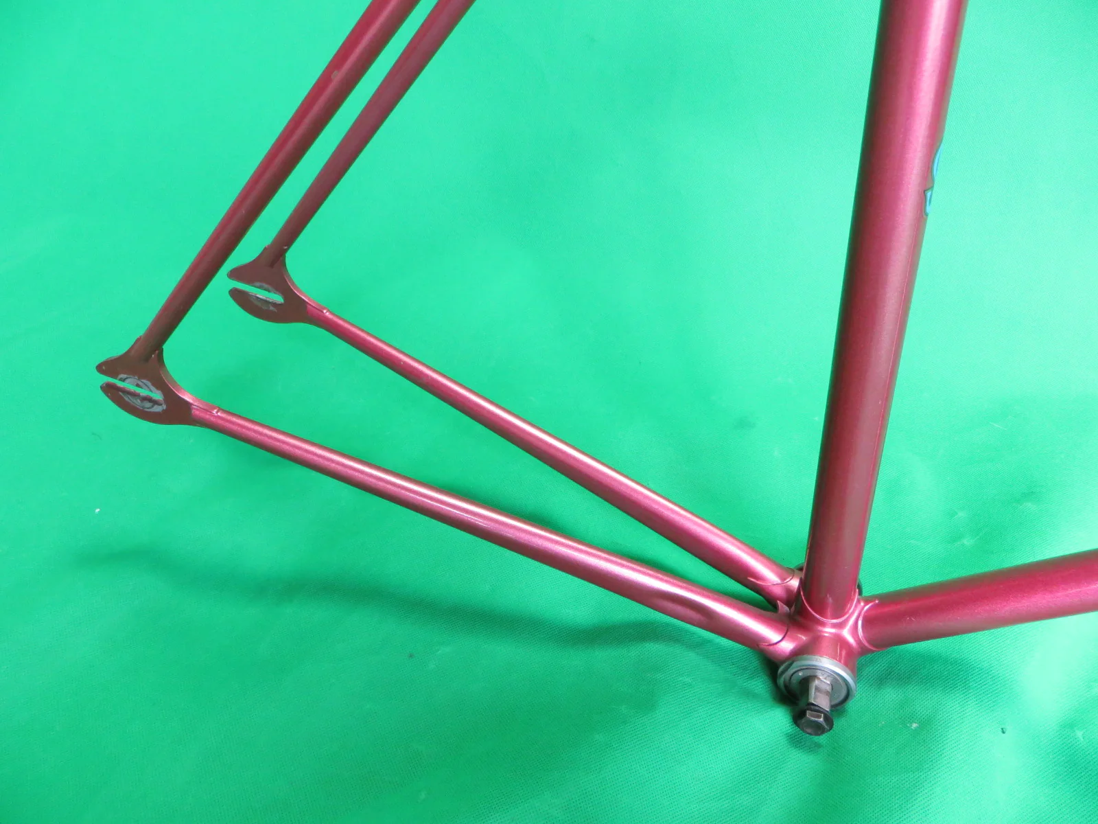 WATANABE // Ruby Metallic // 52cm - Image 14