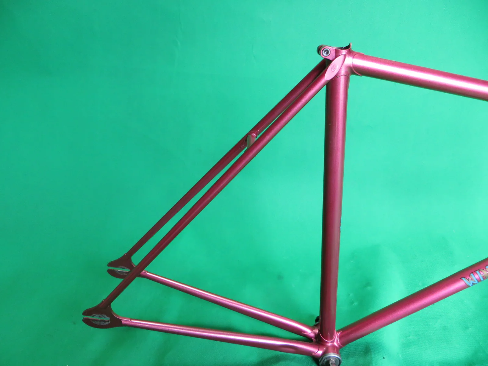 WATANABE // Ruby Metallic // 52cm - Image 15