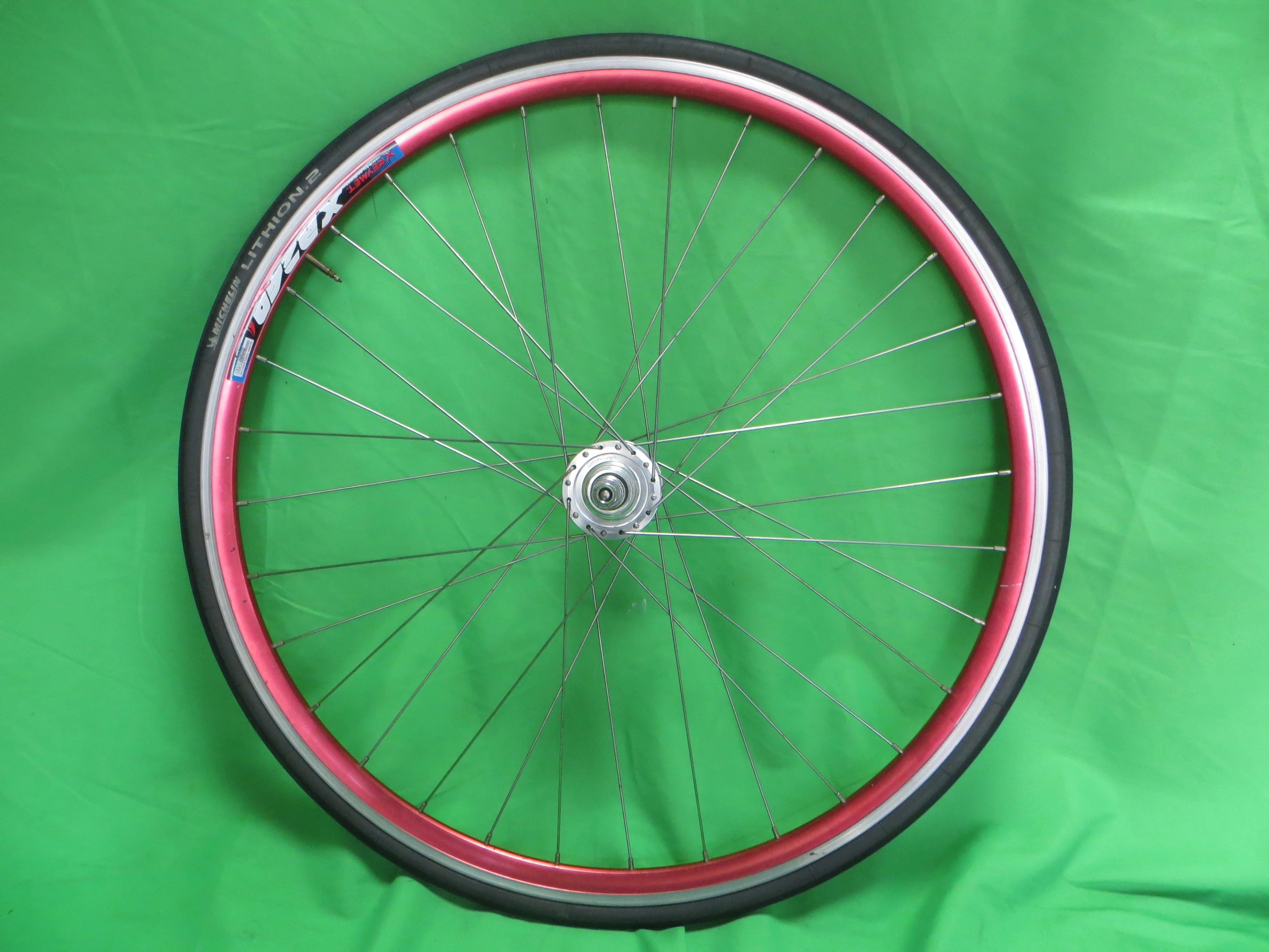 X Keymet XR240 Clincher 32H 700c Rim, Yoshigai Gram Compe Non NJS Rear Hub 120mm, Michelin TIre (25061602) - Image 4