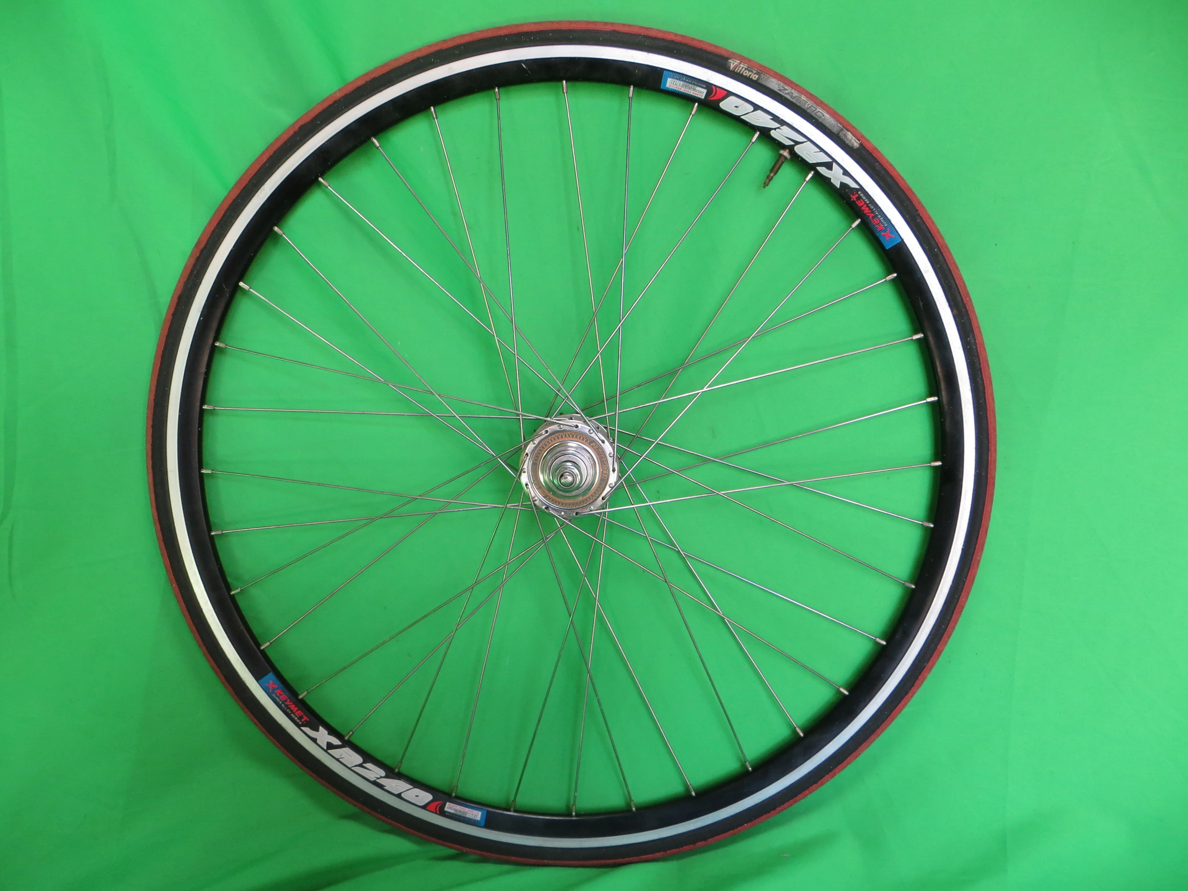 X Keymet XR240 Clincher 700c Rim, Sansin Professional NJS Rear Hub 36H 120mm, Vittoria TIre (25011103) - Image 4