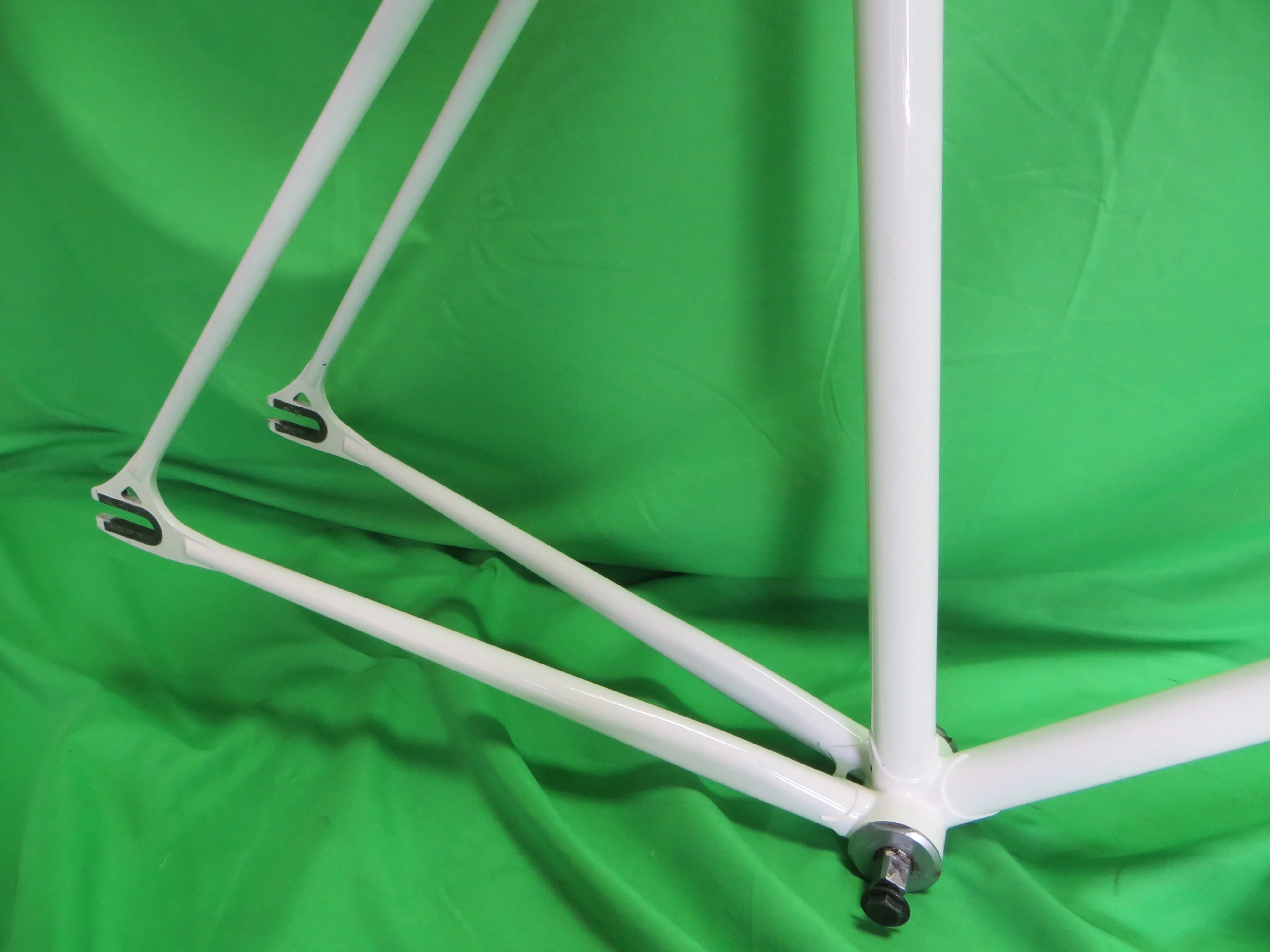 Yamamoto Drilled For Brakes // White // 53.5cm + Shiamano 105 Brakes - Image 19