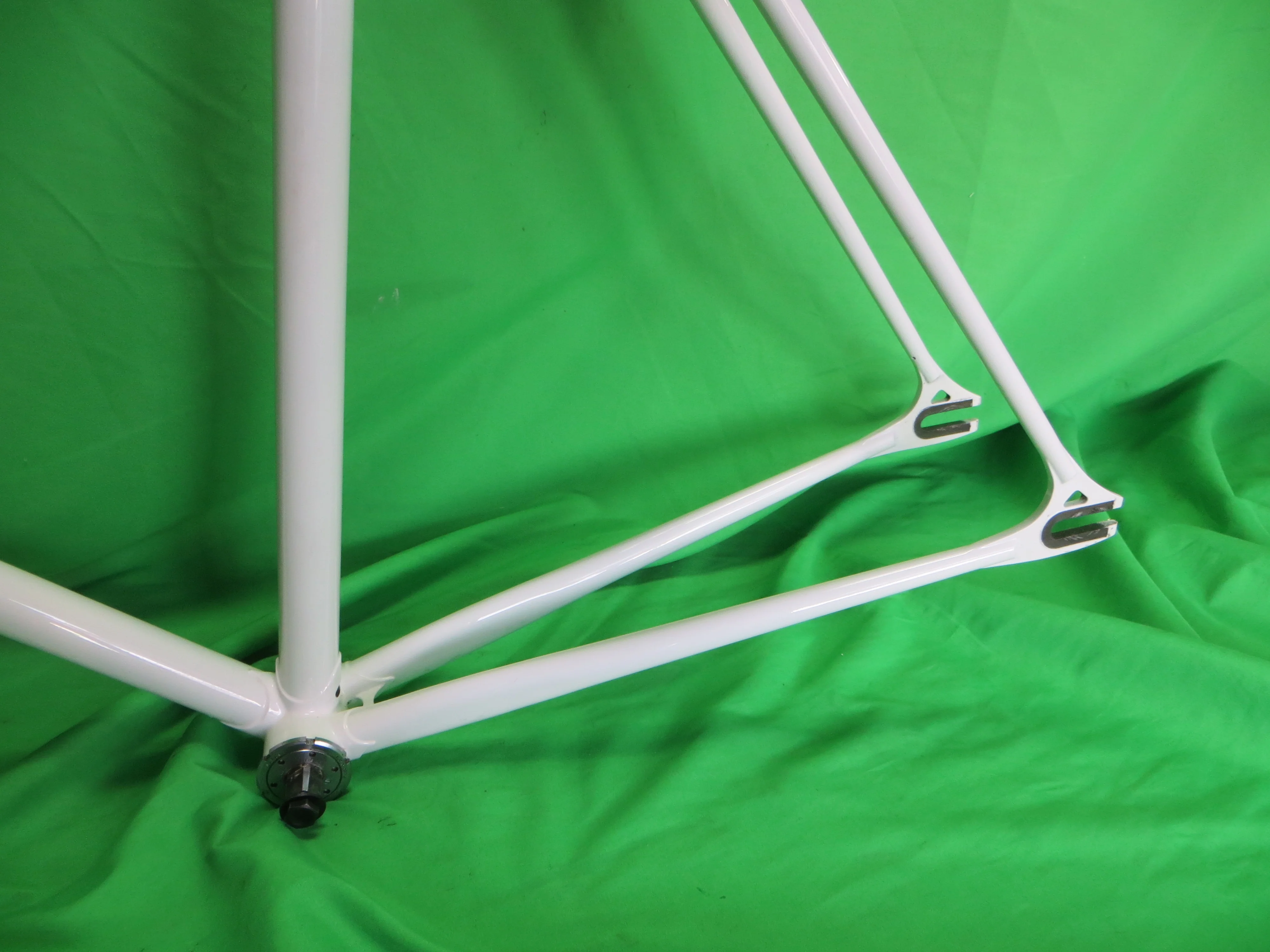 Yamamoto Drilled For Brakes // White // 53.5cm + Shiamano 105 Brakes - Image 8