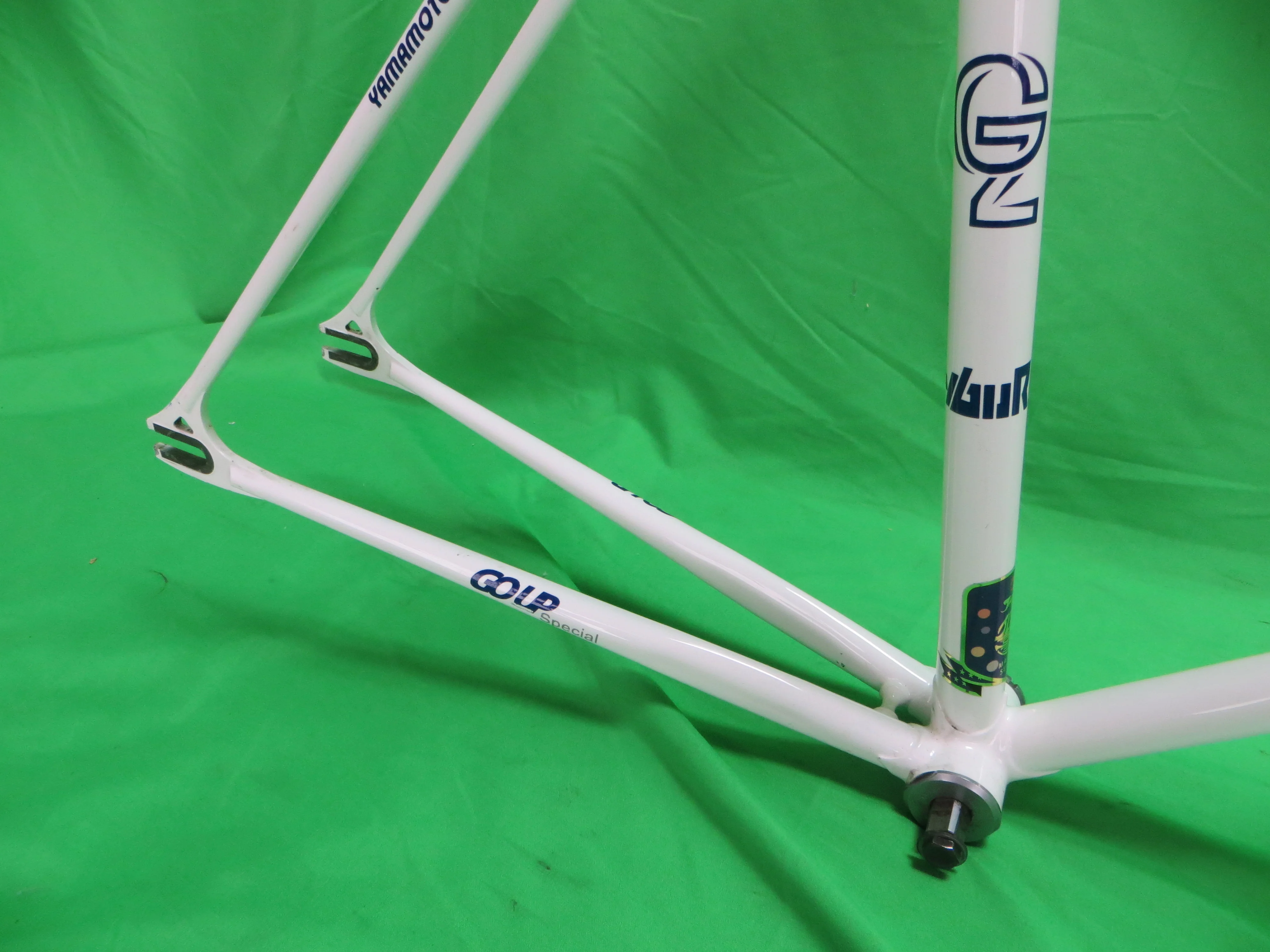 Yamamoto // White / Mach Silver // 49cm - Image 14
